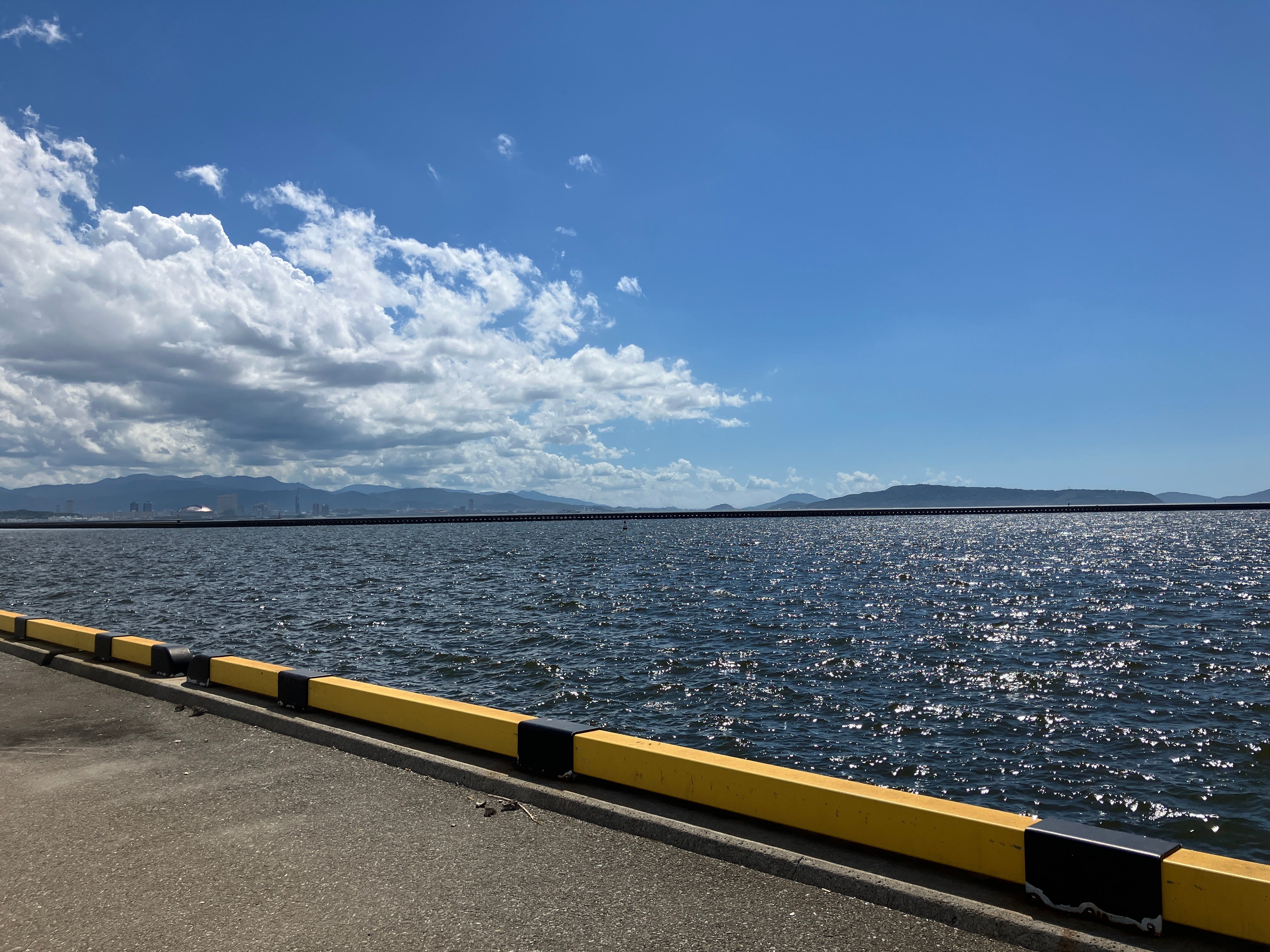 静けさをまとう場所 ─ 自分のサイトを“別の自分”が見つめたとき