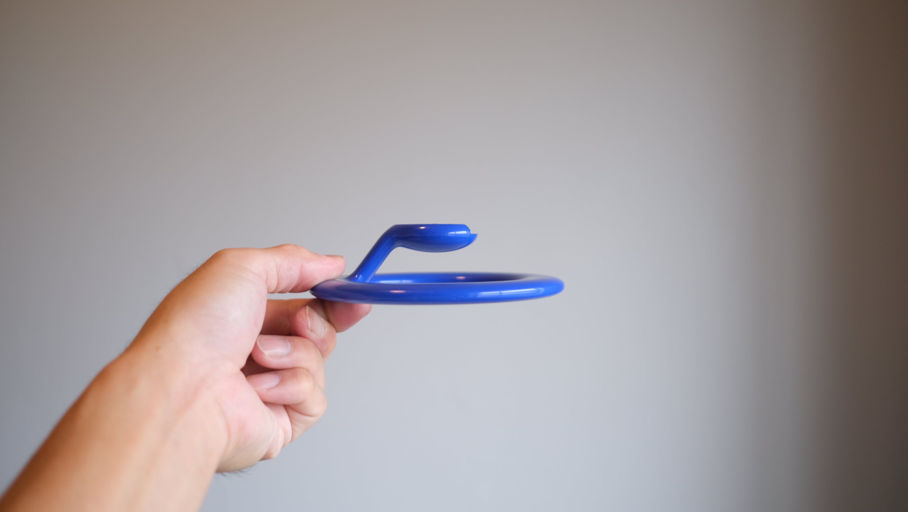 【廃盤・希少・未使用】ALESSI × マーク・ニューソン sygma Hook MN02|タオルハンガー 青