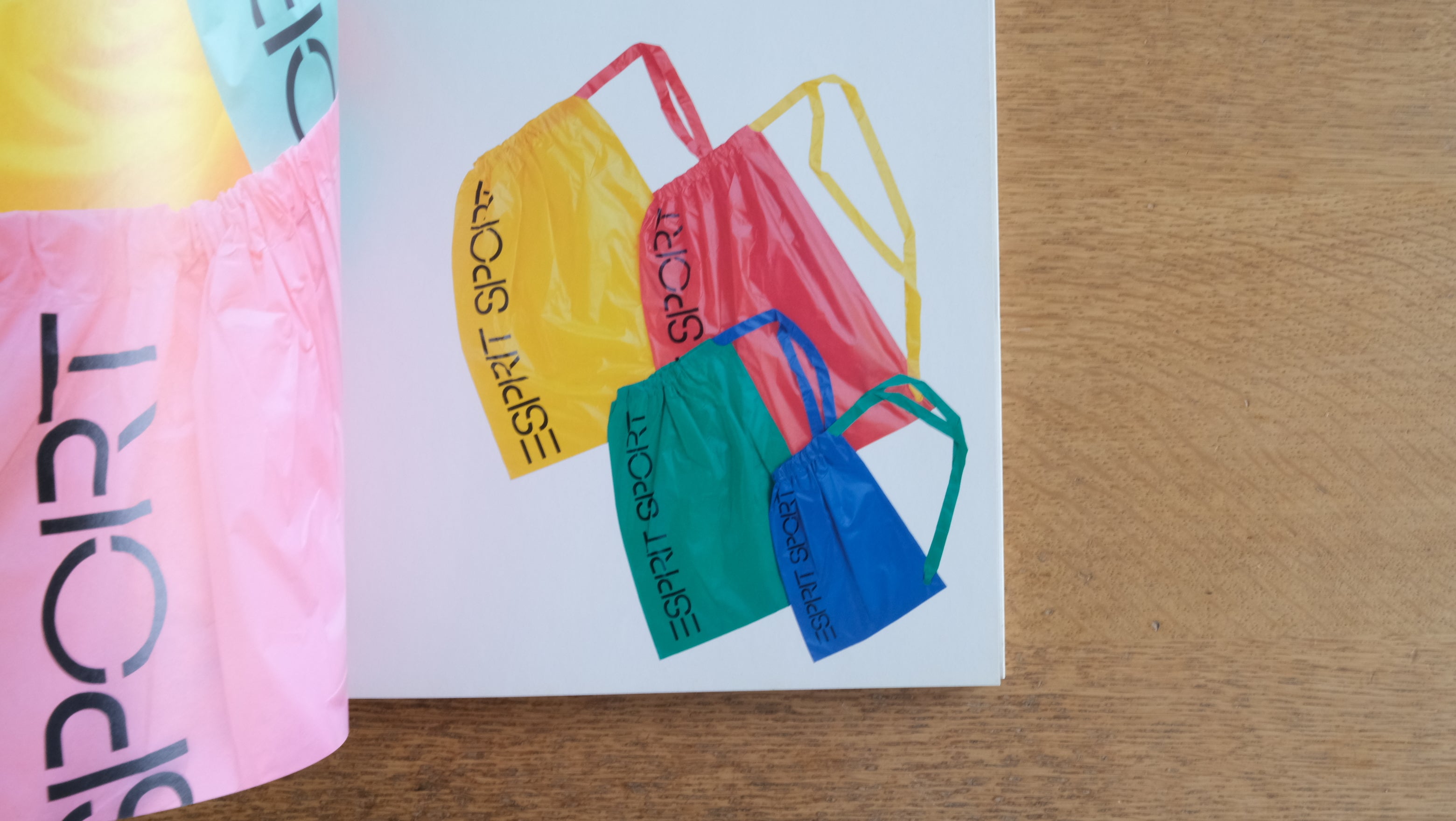 【絶版・希少】ESPRIT'S GRAPHIC WORK 1984–1986 八木保/ファッションブランド「エスプリ」の黄金期グラフィック作品集