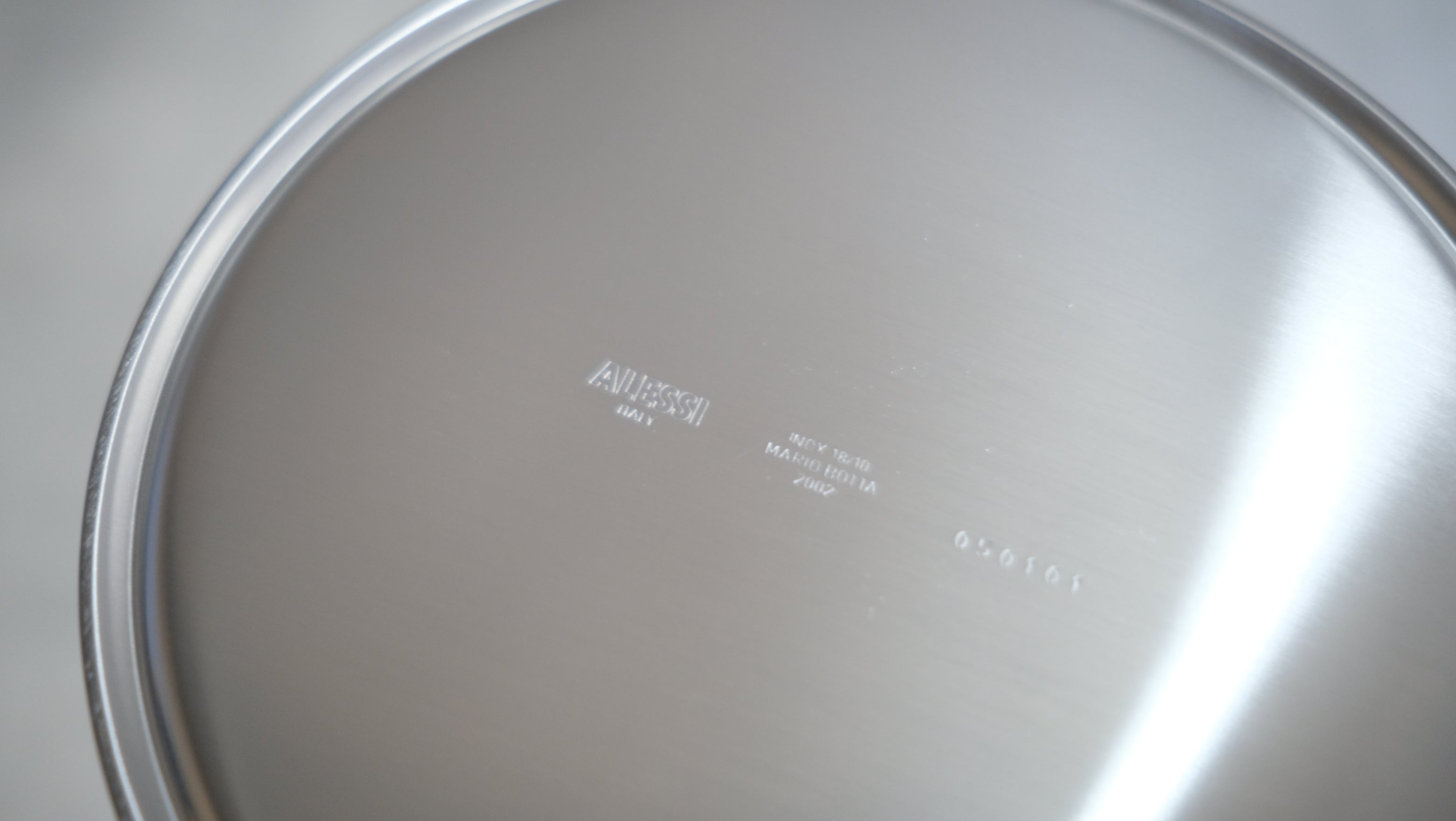 【廃盤・希少】ALESSI アレッシィ TRONCO フラワーベース マリオ・ボッタ デザイン ステンレス製 花器 イタリア製 MB04