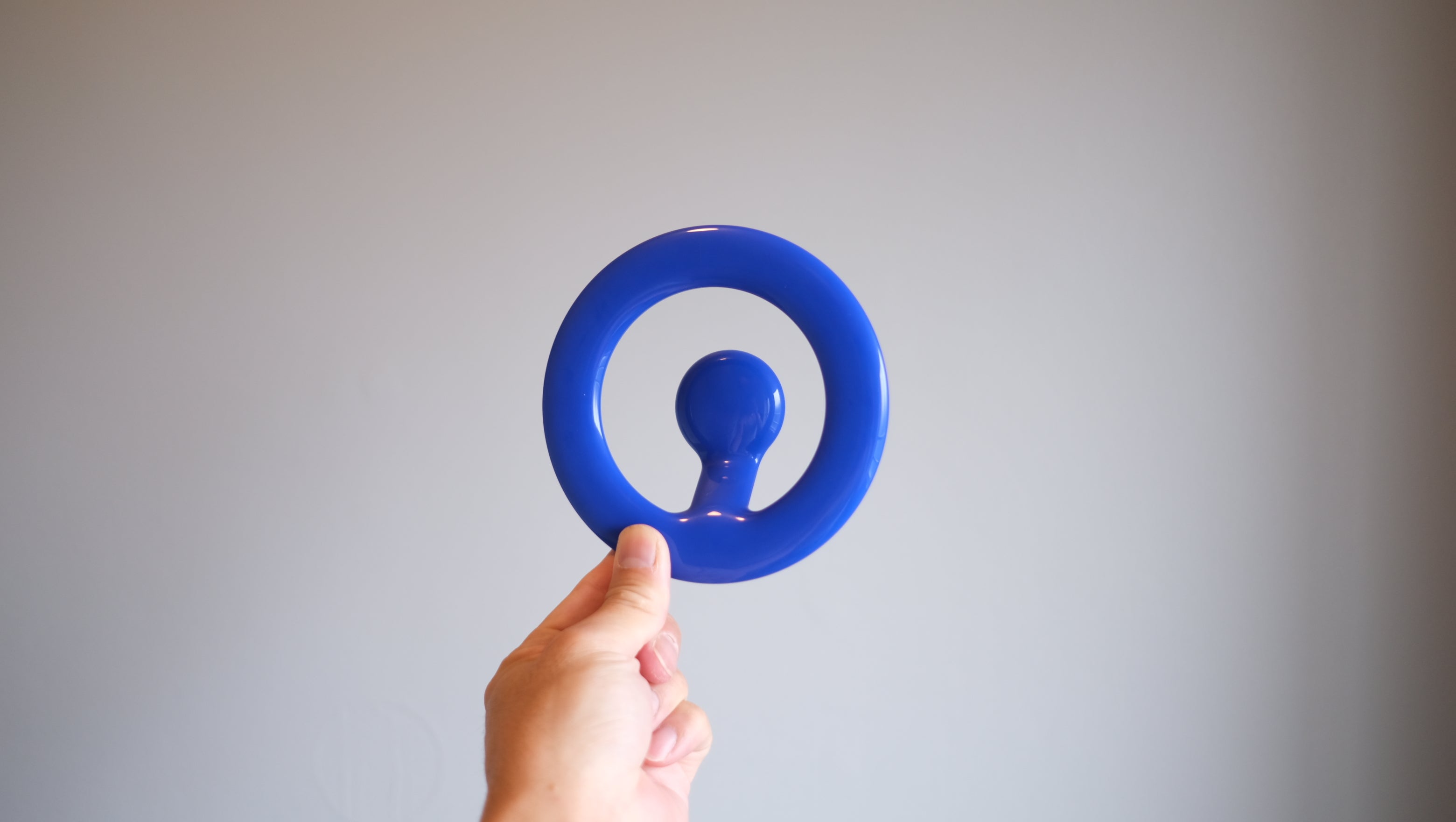 【廃盤・希少・未使用】ALESSI × マーク・ニューソン sygma Hook MN02|タオルハンガー 青