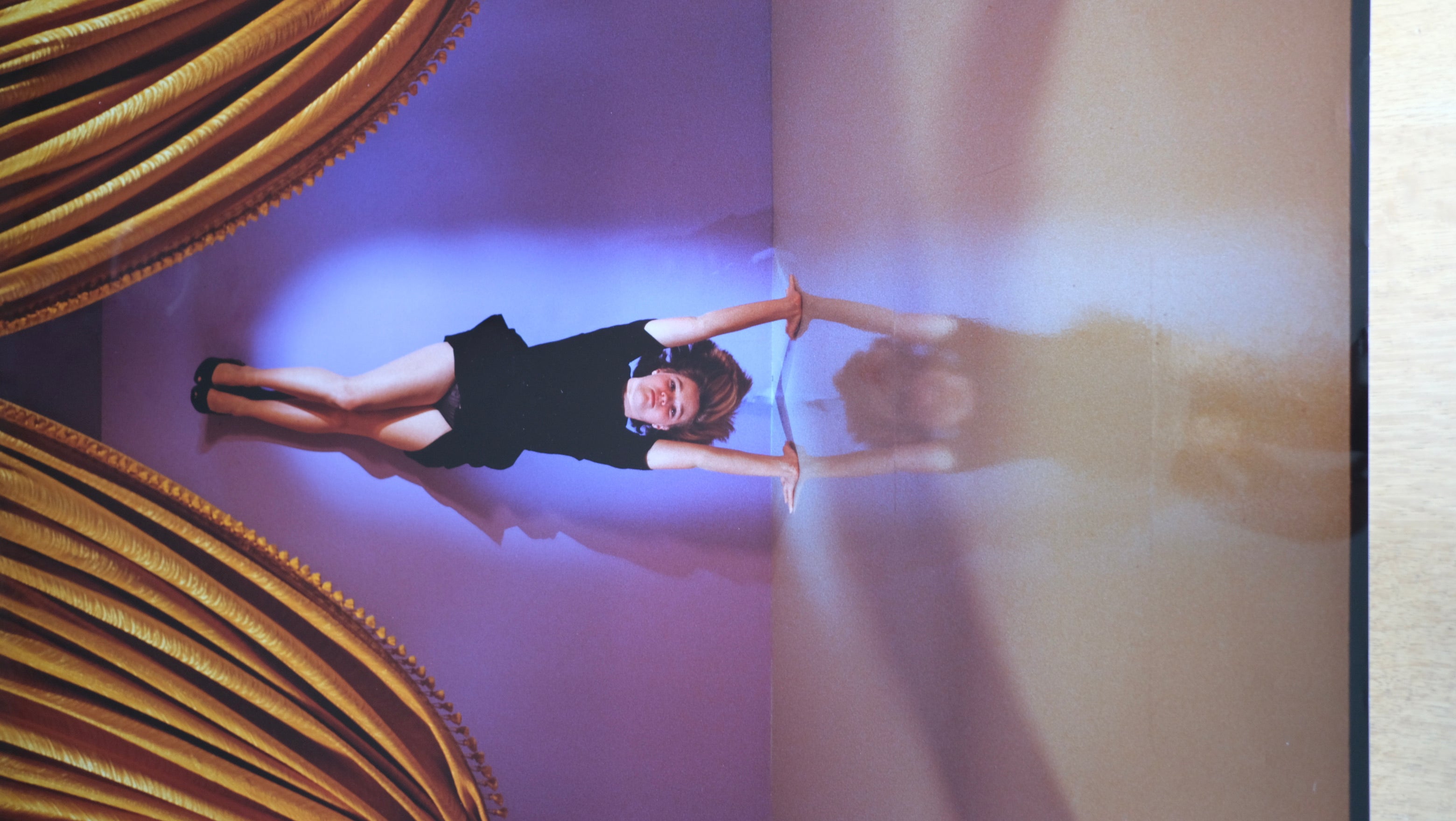 【美術館級・ヴィンテージ一点物】Jo Ann Callis《Performance》1985|シバクロームプリント