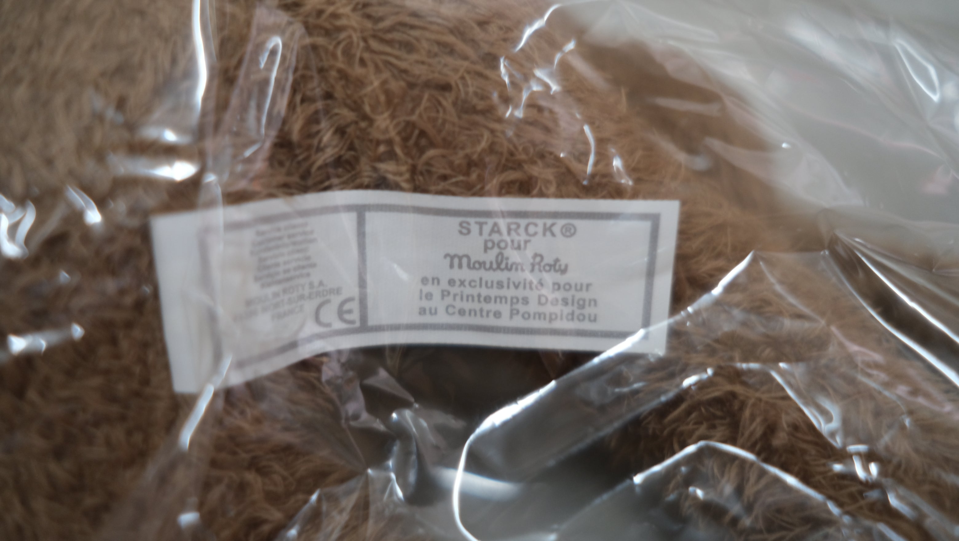 静かに寄り添う、デザインの贈りもの|フィリップ・スタルク Teddy Bear Band