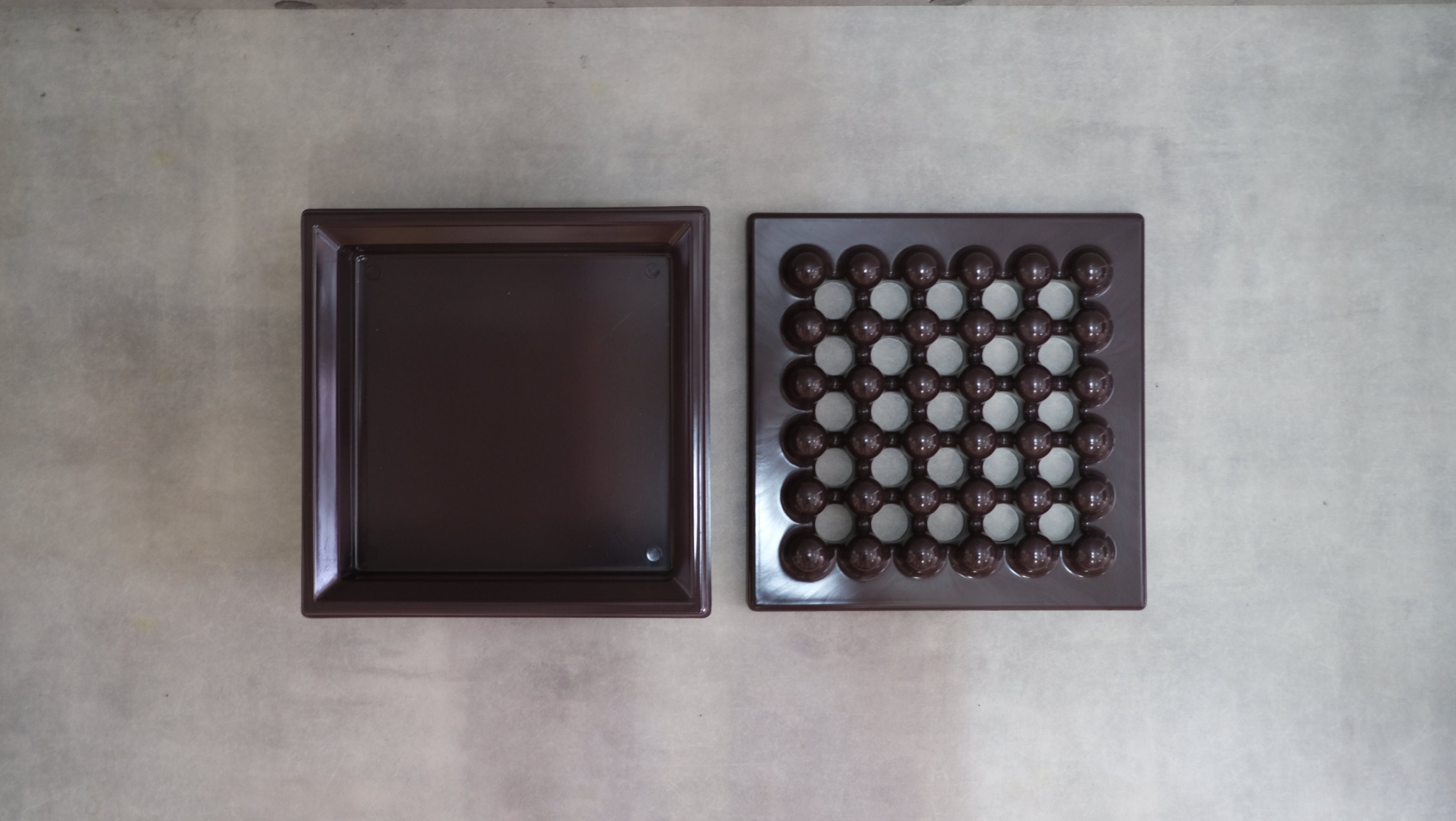 「空間に静かな違和感を。」エットーレ・ソットサス シンテシス45 灰皿【デッドストック】Synthesis