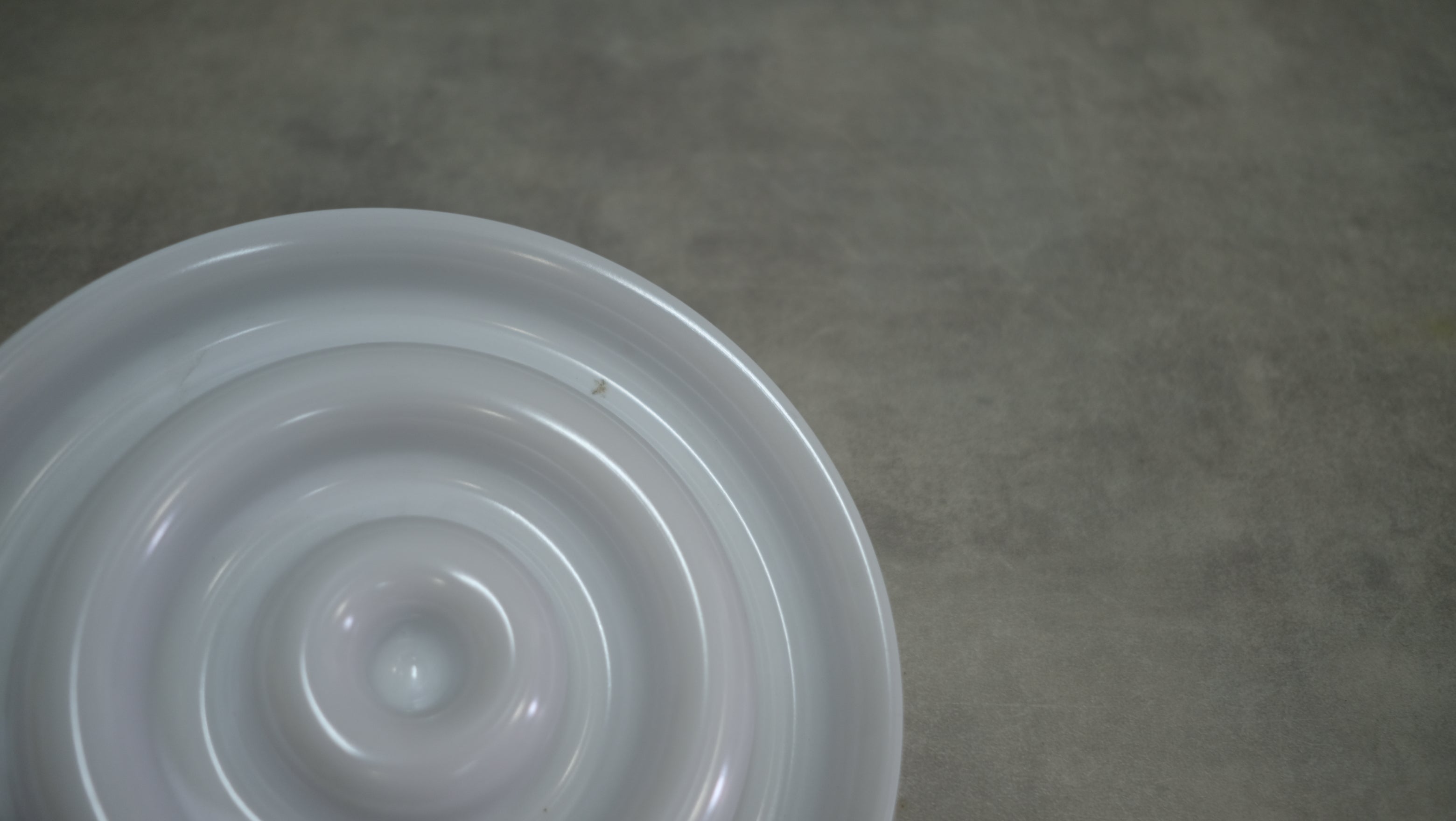 【デットストック】細江勲夫 Isao Hosoe 4636 ashtrays Kartell カルテル アッシュトレイ 灰皿 白