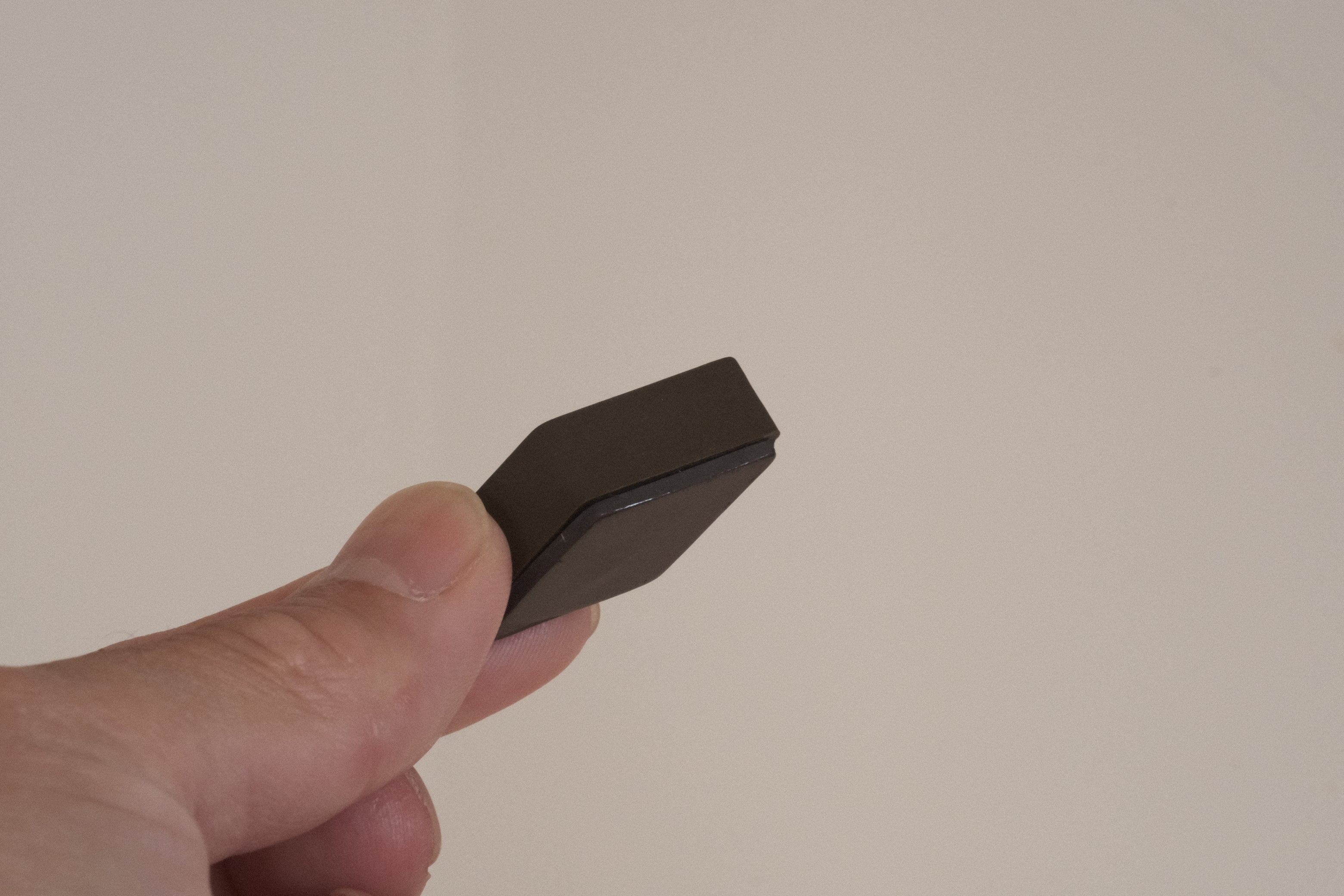 「その一粒が、余白を美しく満たす。」チョコレート型マグネット コンランショップ【美品】