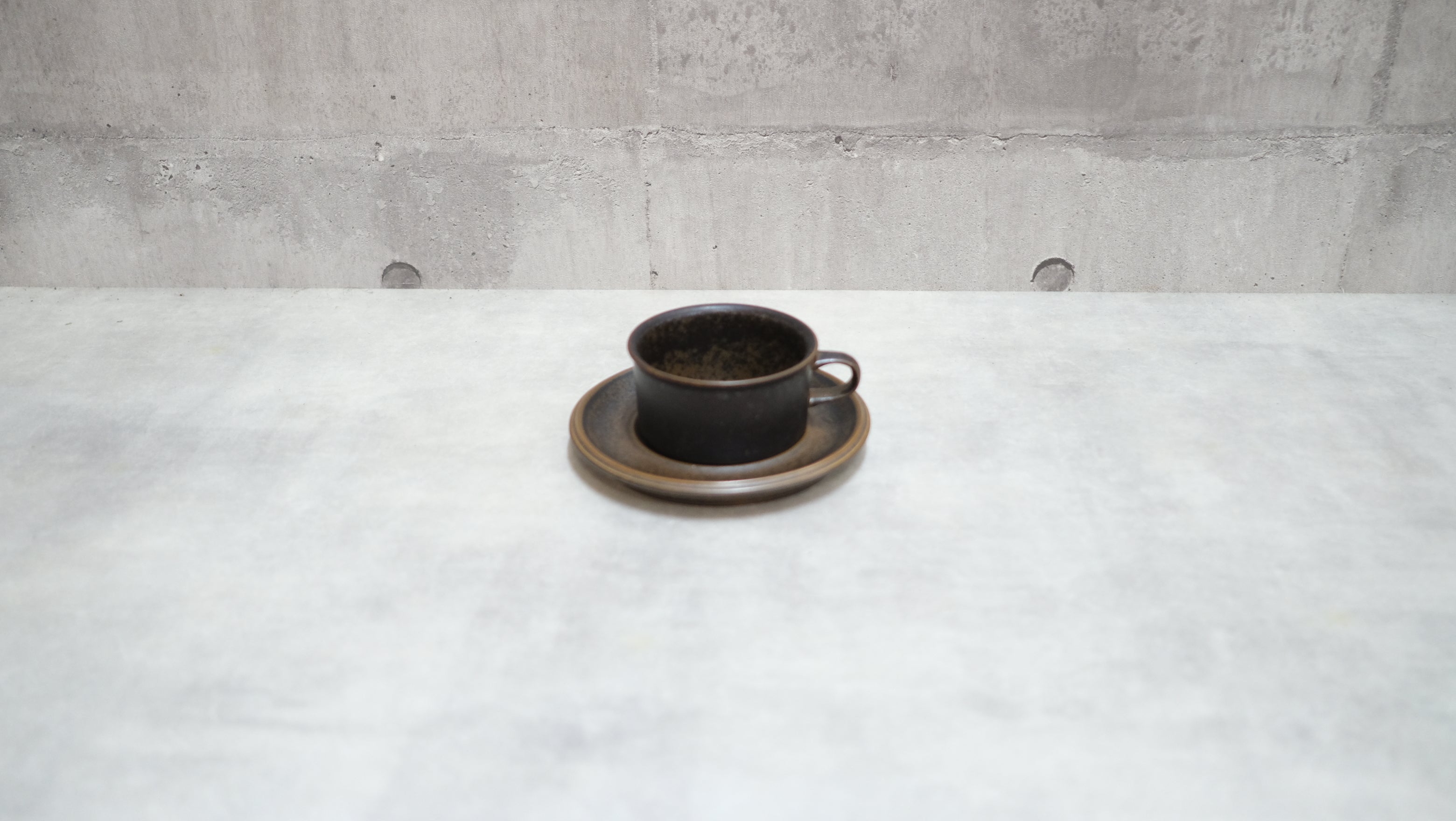 ARABIA アラビア ulla procope ウラ・プロコッペ Ruskaシリーズ ブラウン コーヒーカップ ティーカップ