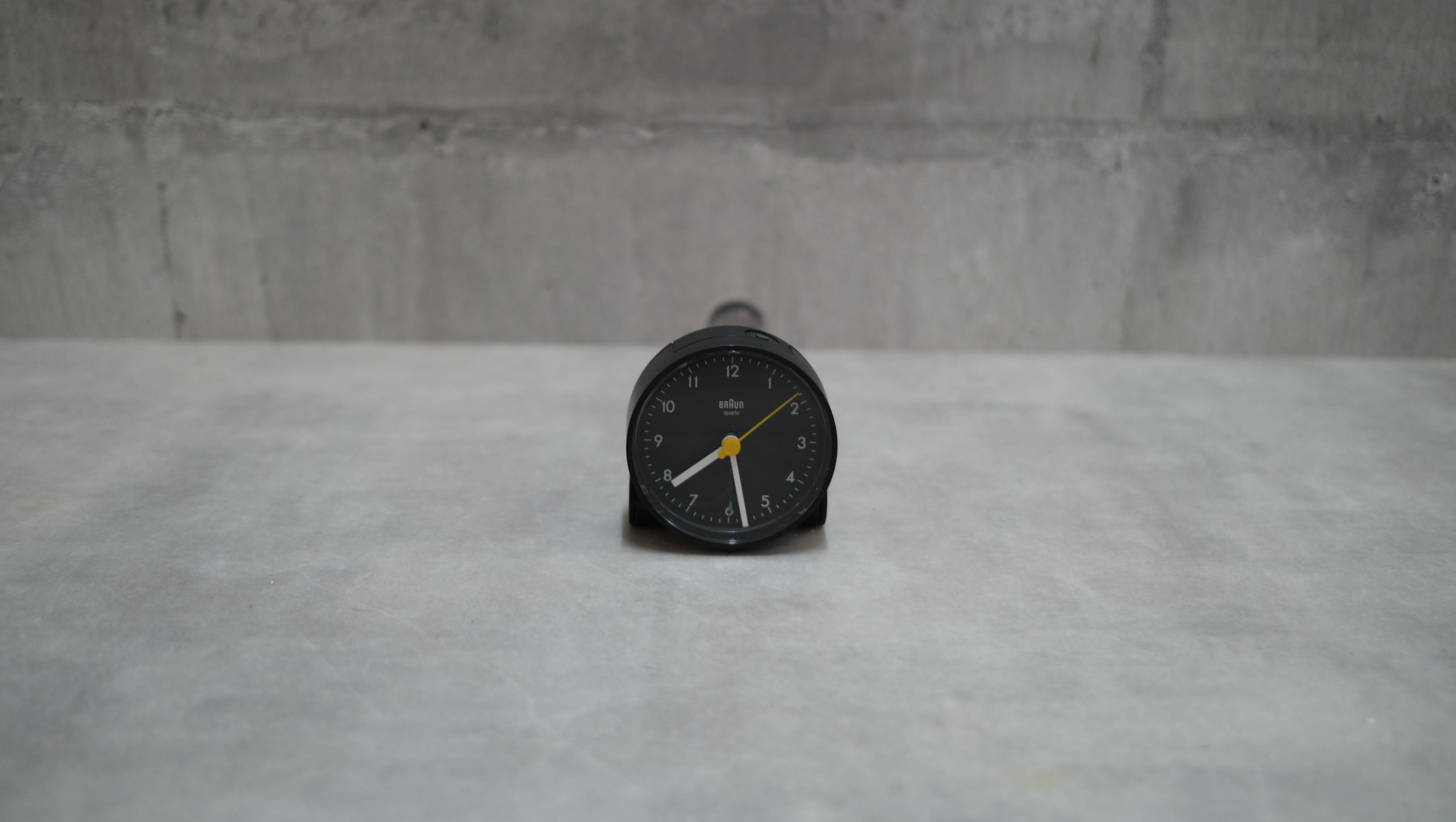 BRAUN AB5 目覚まし時計|Type 4748
