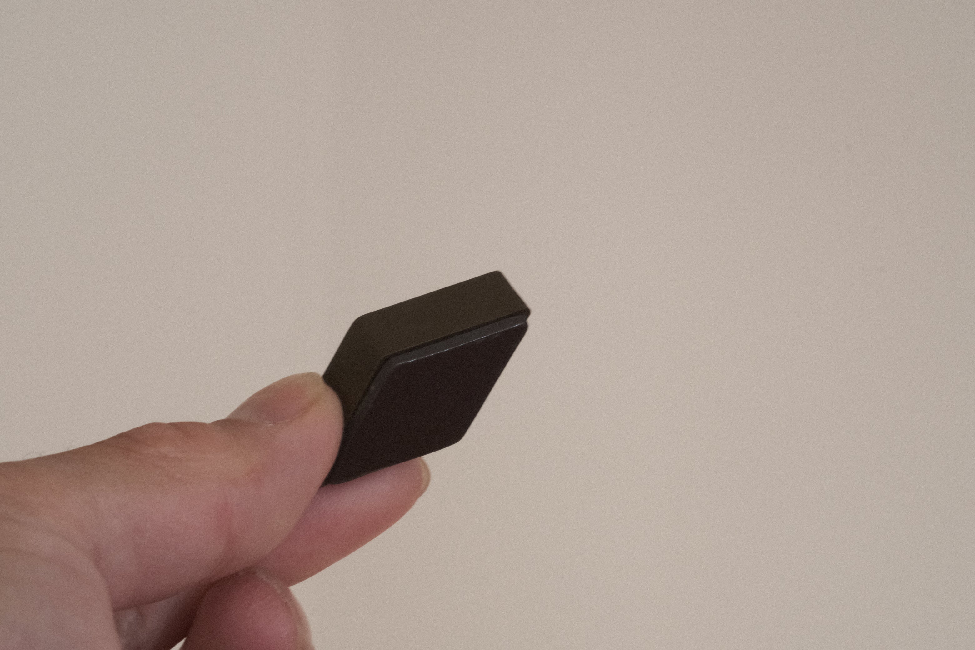 「その一粒が、余白を美しく満たす。」チョコレート型マグネット コンランショップ【美品】