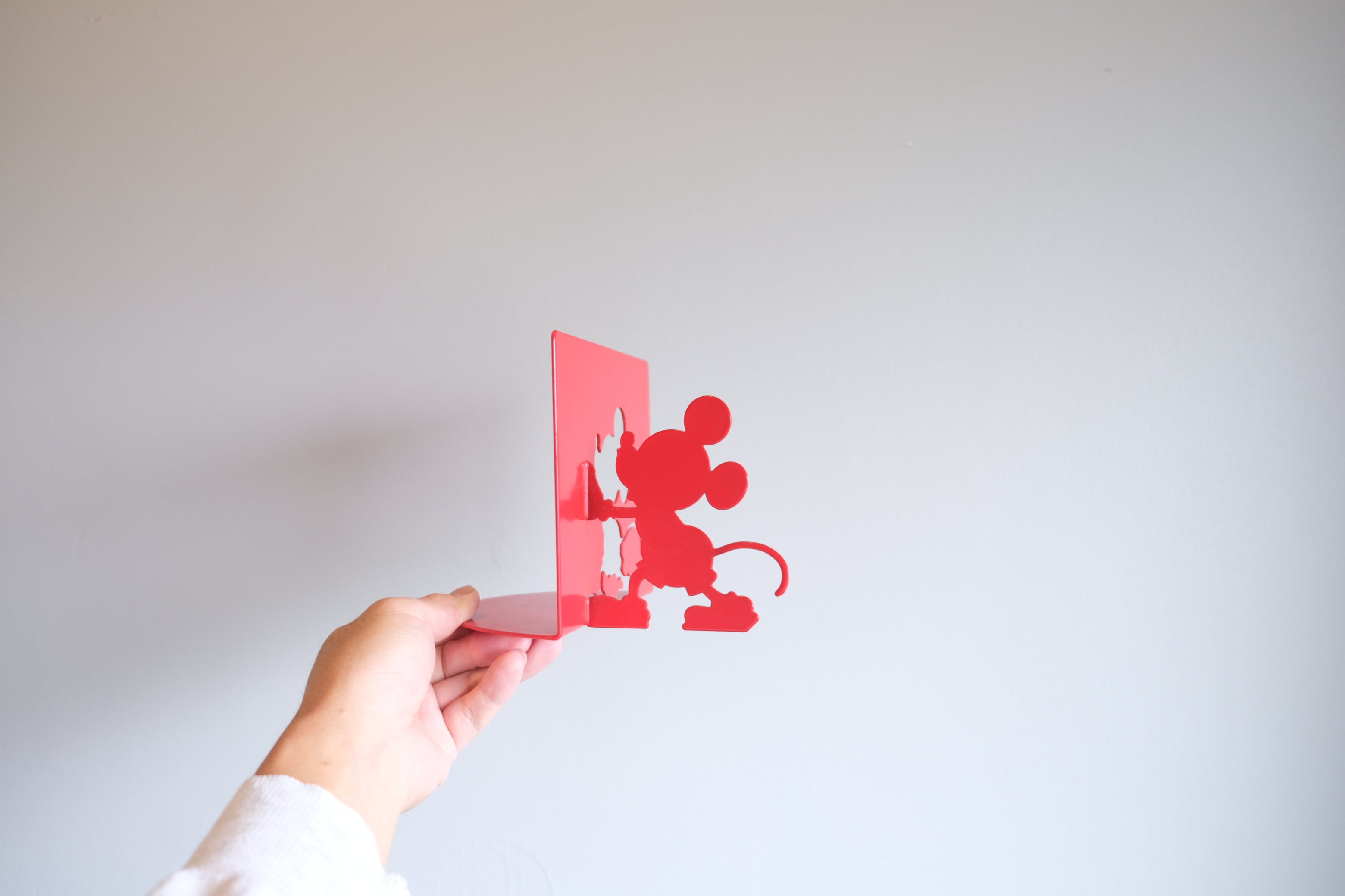 MICKEY MOUSE ブックスタンド(赤)|Michael Graves Design
