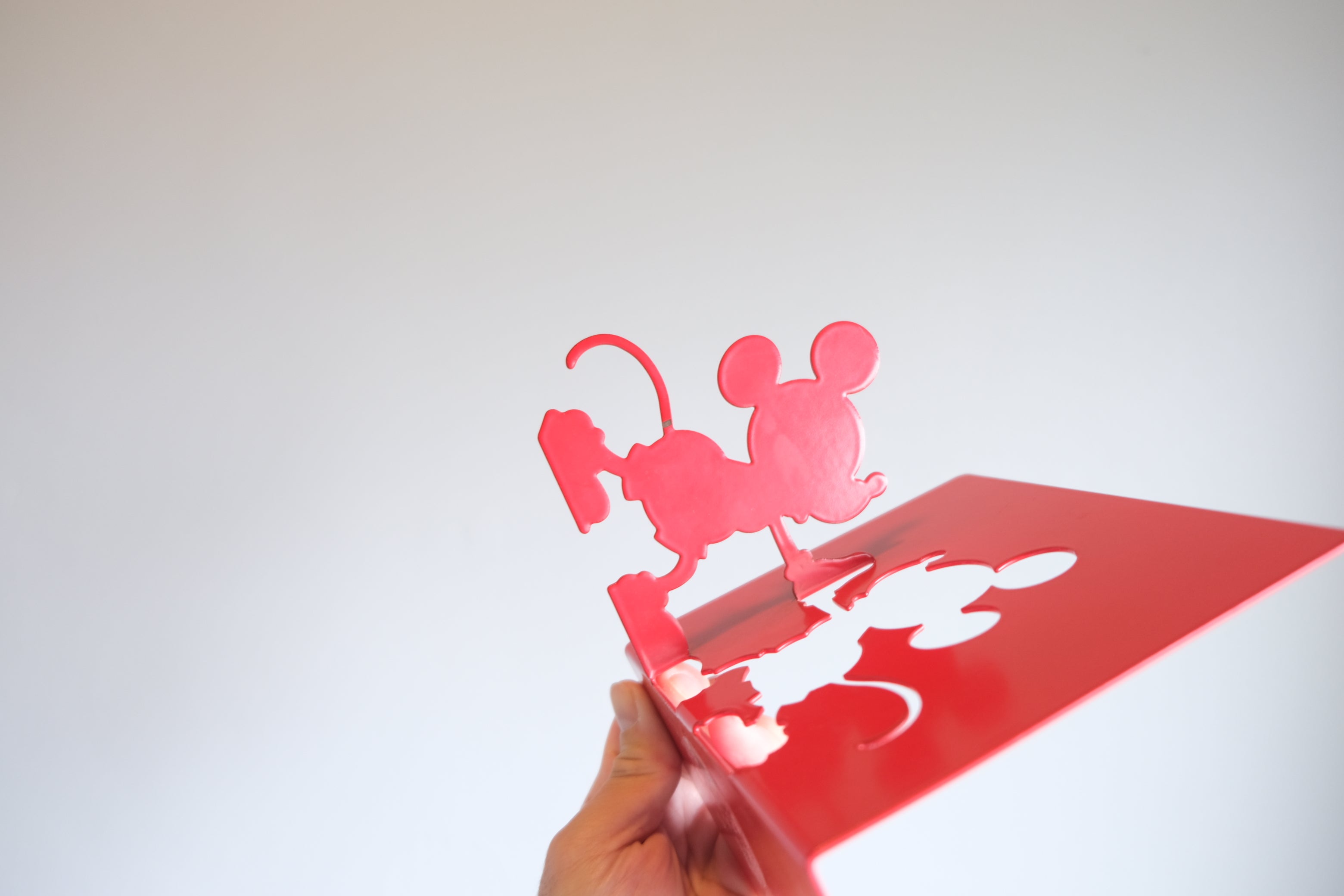 MICKEY MOUSE ブックスタンド(赤)|Michael Graves Design
