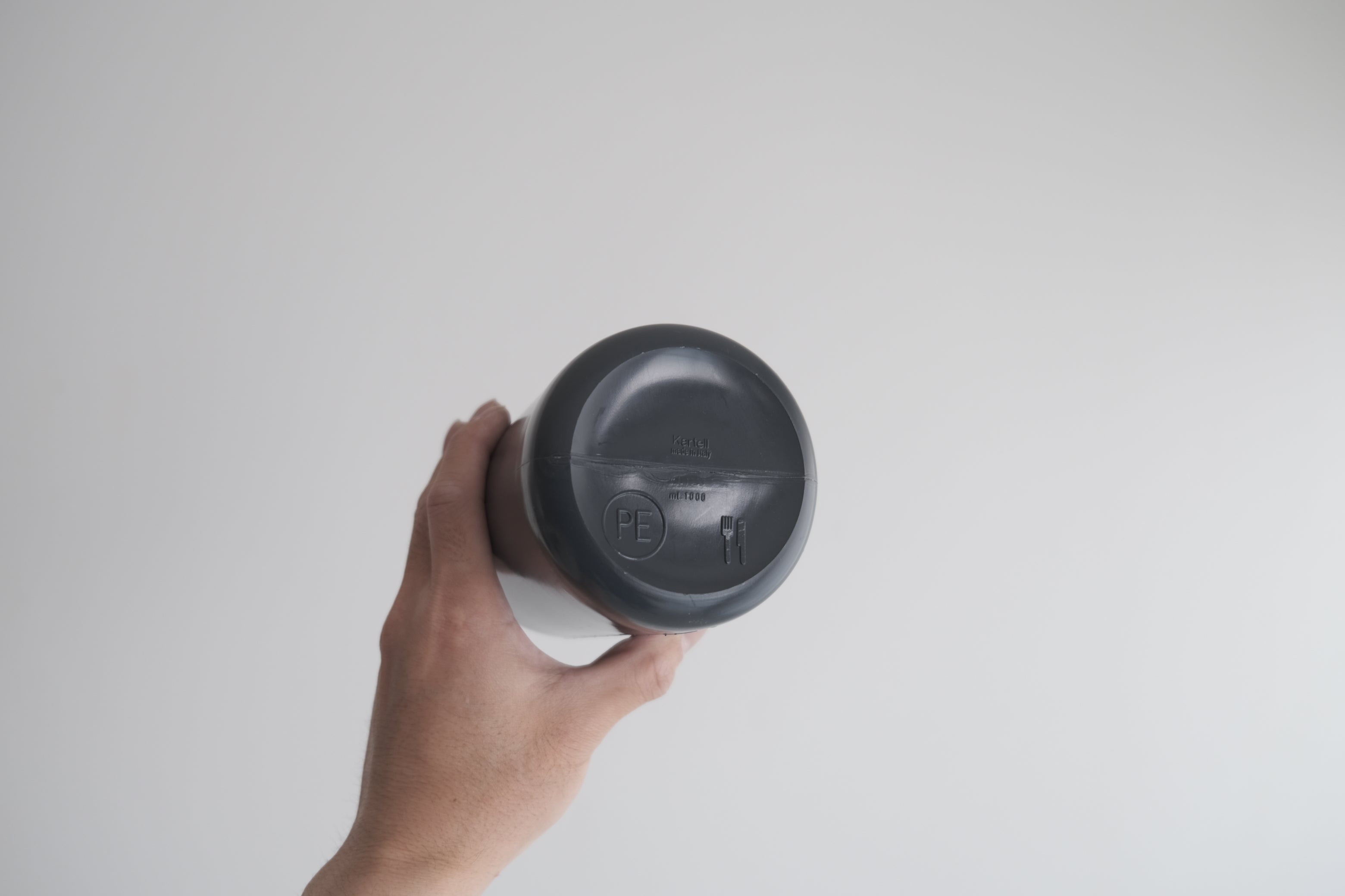 Kartell ラボ用PEボトル 1000ml|工業の寸法、暮らしの余白