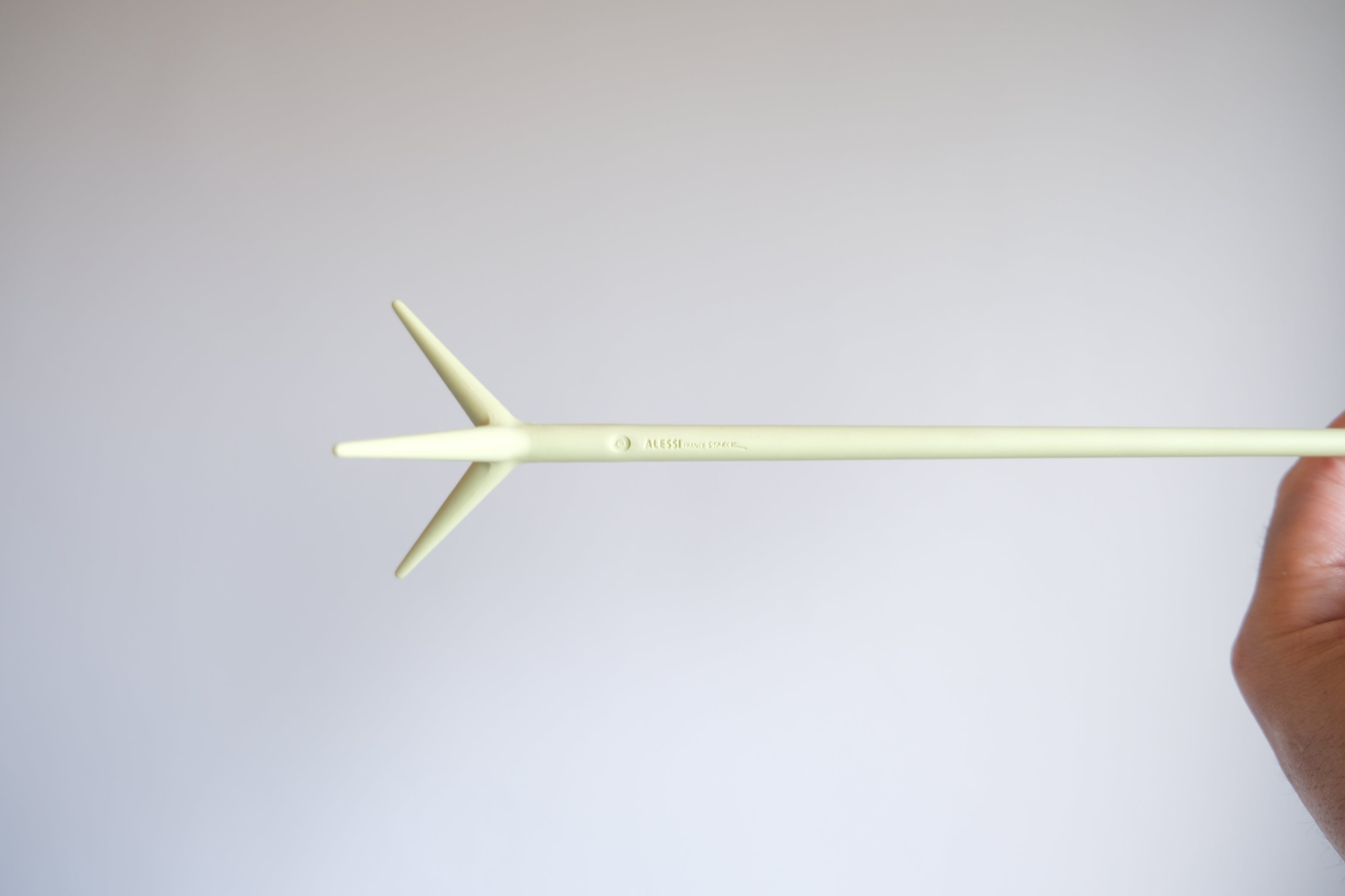 フィリップ・スタルク DR. Skud|ALESSI ハエ叩き|自立式インテリア・ユーモアと機能の彫刻