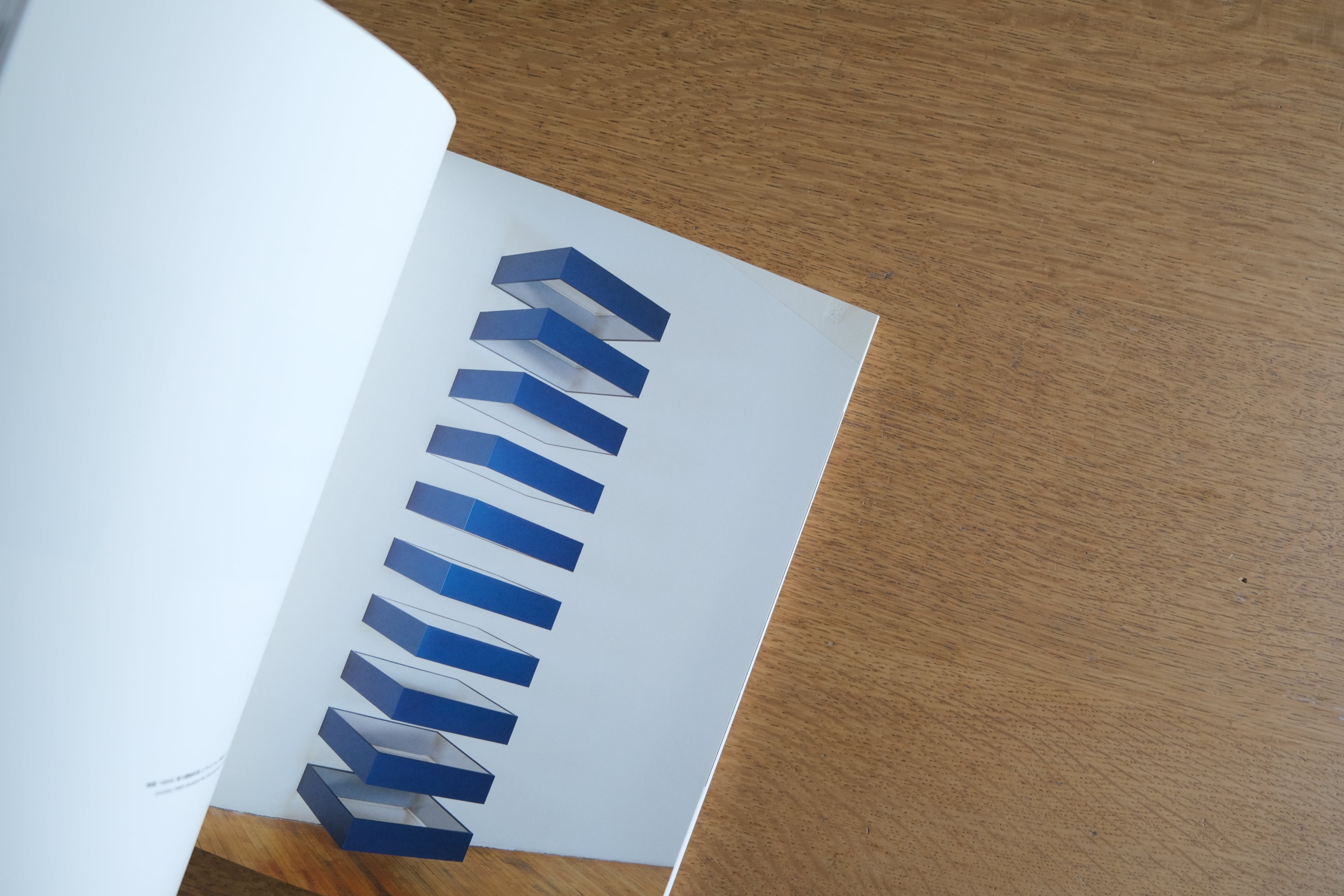 ドナルド・ジャッド 1960-1991 Donald Judd selected works 1960-1991 彫刻家 ミニマル・アート