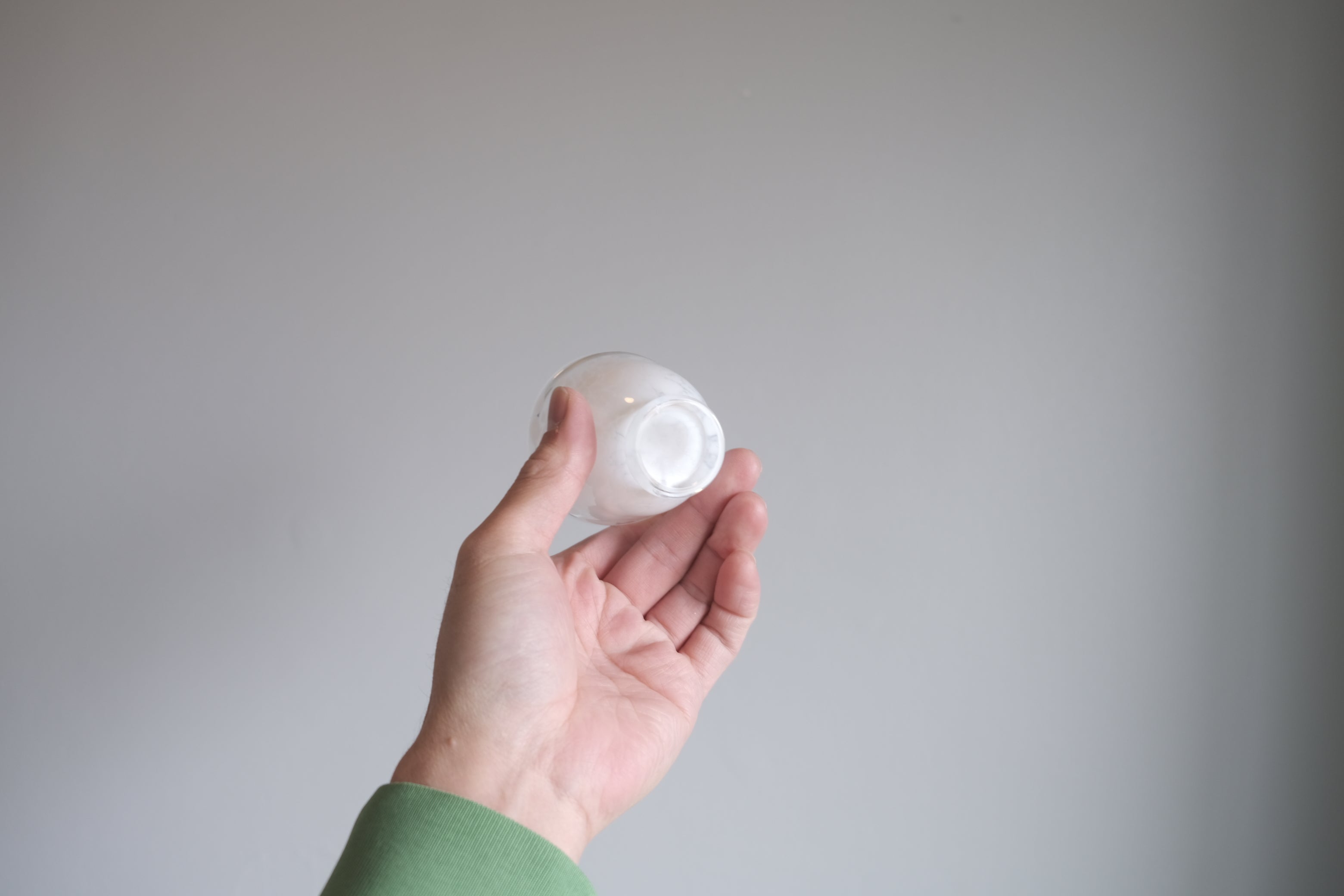 ガラス ぐい呑み φ70mm|古川美智子|食卓のアクセサリー