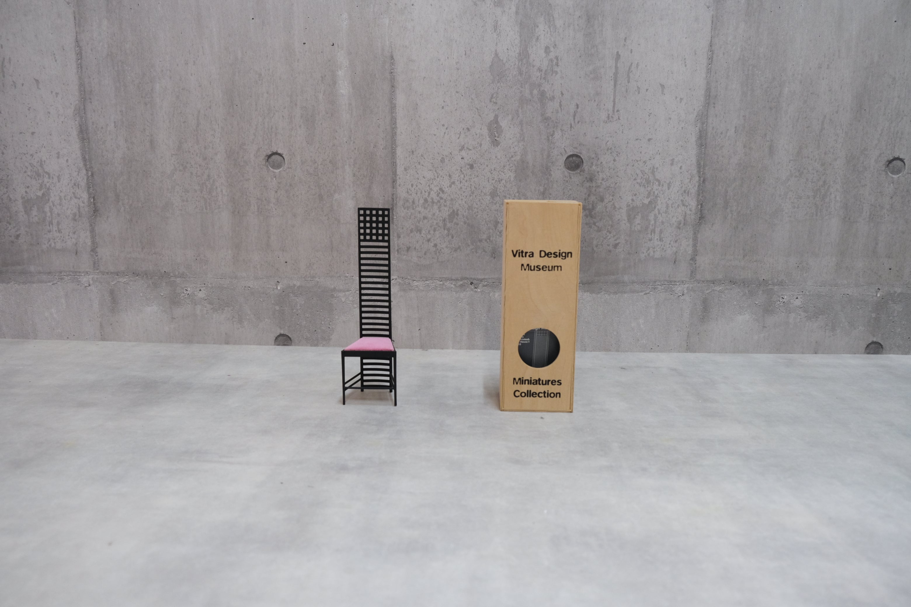 【1/6スケール】チャールズ・レニー・マッキントッシュ Hill House 1 ミニチュアチェア|Vitra製|ブラックステイン