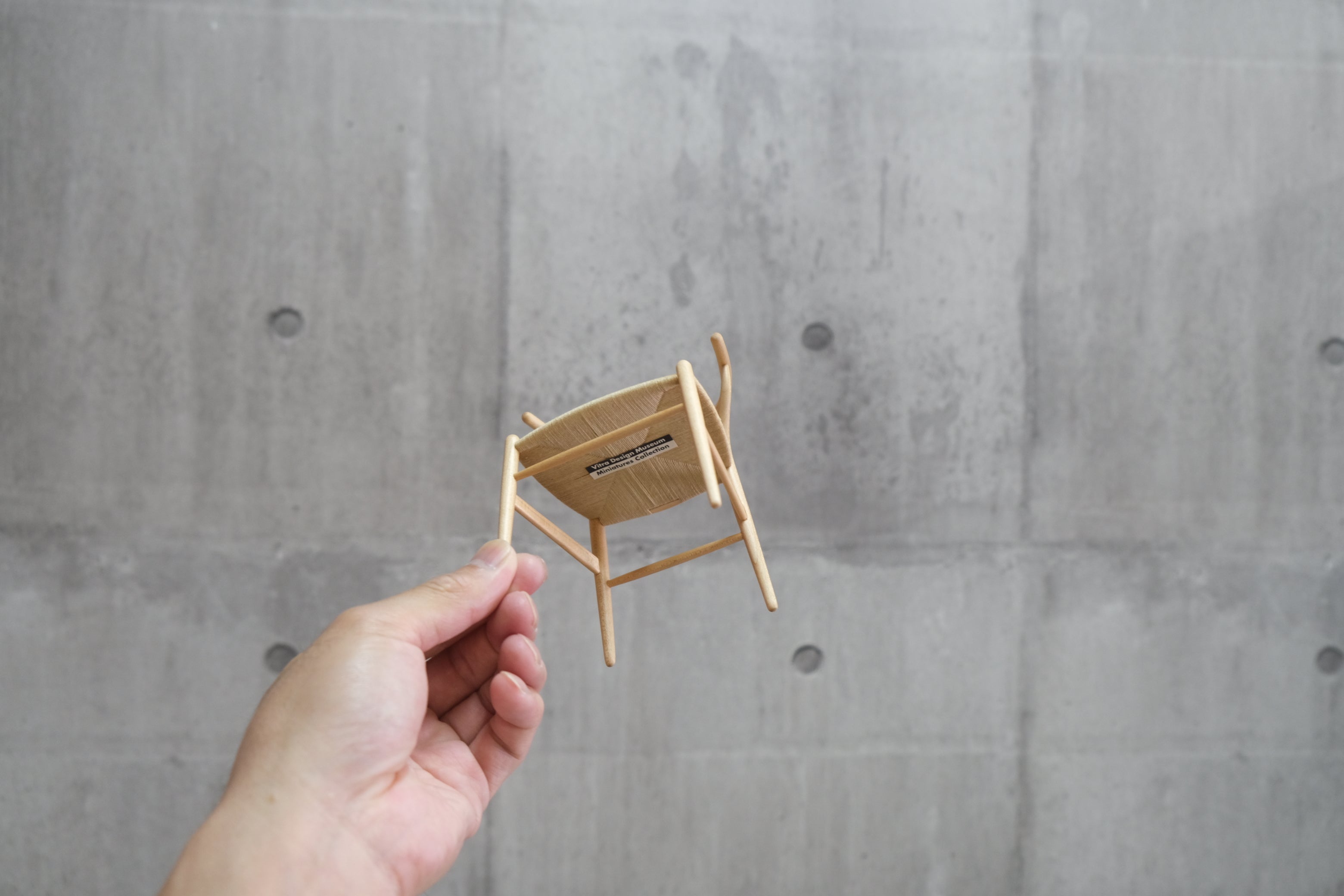 【1/6スケール】ハンス・J・ウェグナー Yチェア ミニチュア|Vitra製|ビーチ材×ペーパーコード