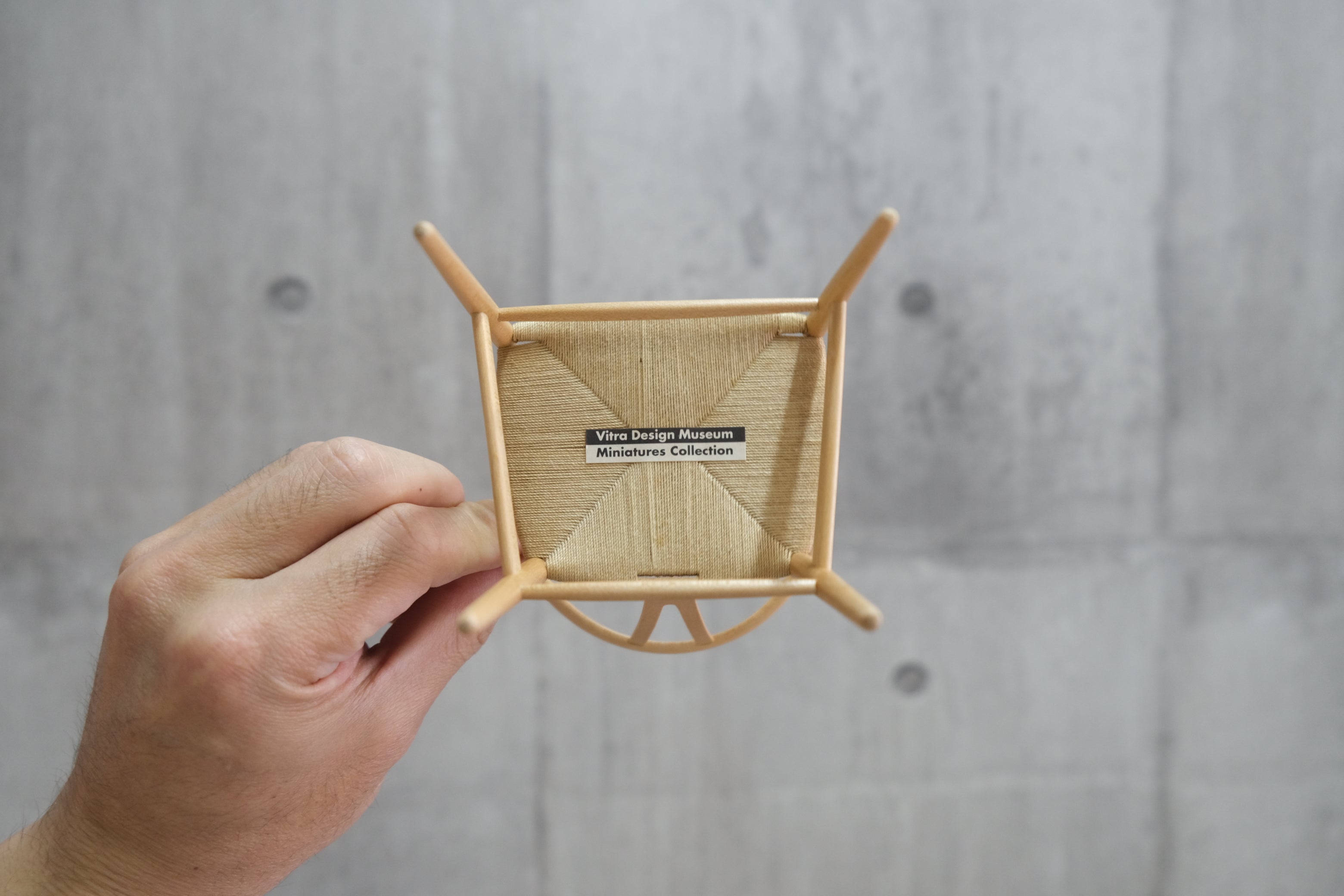 【1/6スケール】ハンス・J・ウェグナー Yチェア ミニチュア|Vitra製|ビーチ材×ペーパーコード