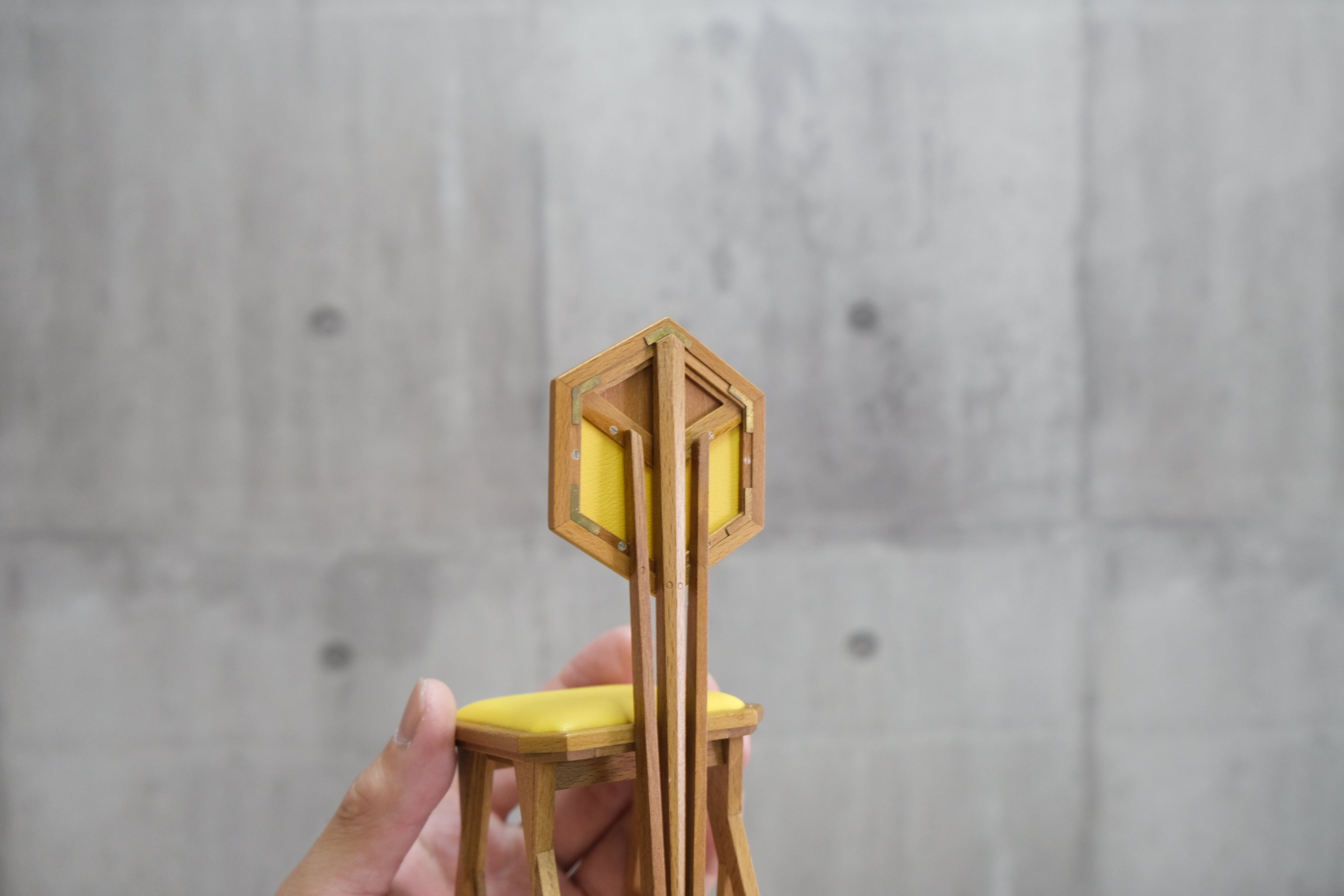 フランク・ロイド・ライト Peacock Chair ミニチュア|Vitra製|帝国ホテル・1/6精密模型
