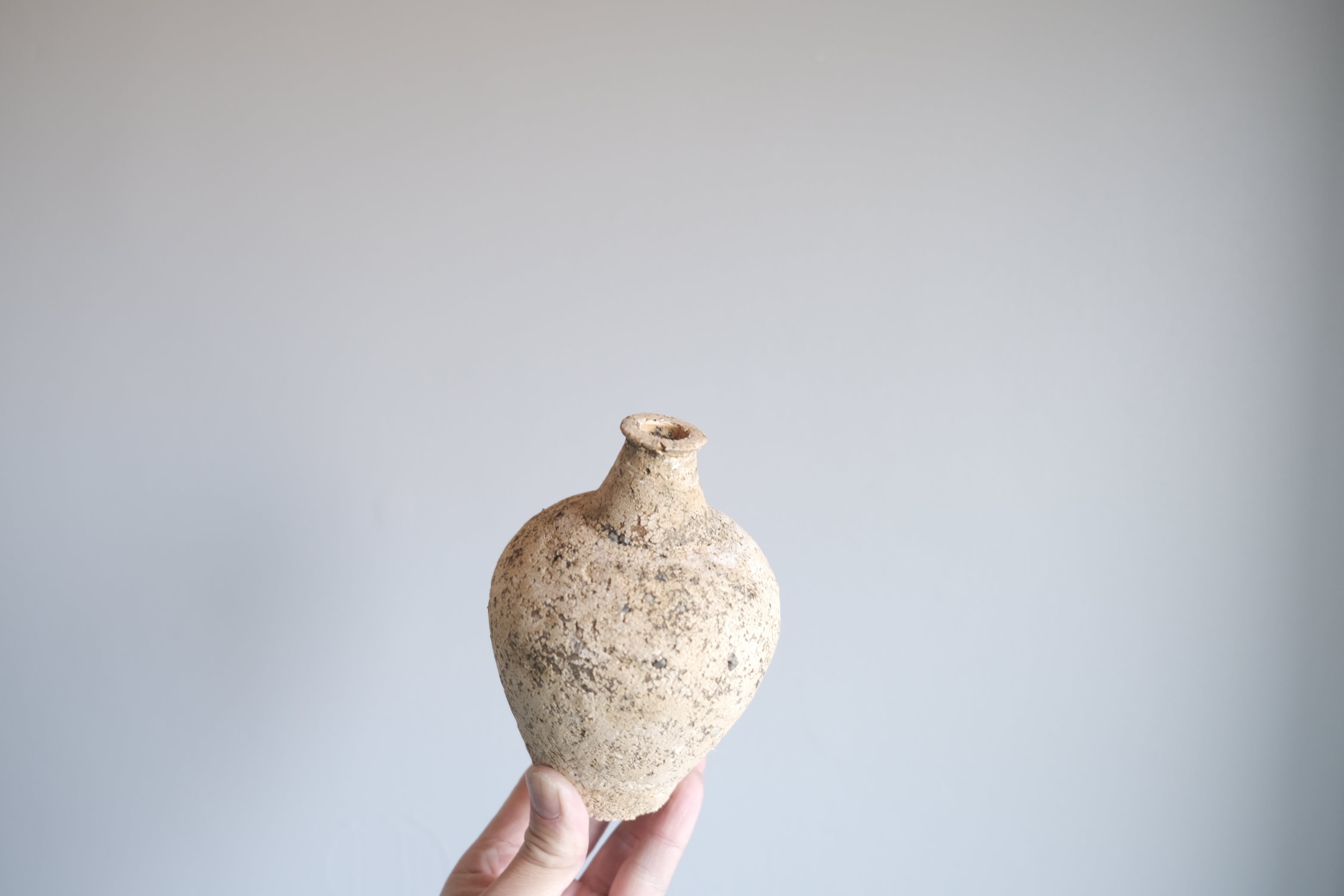 伊藤正 一輪挿し 花器|虫喰い肌の小壺 岩手作家 現代陶芸