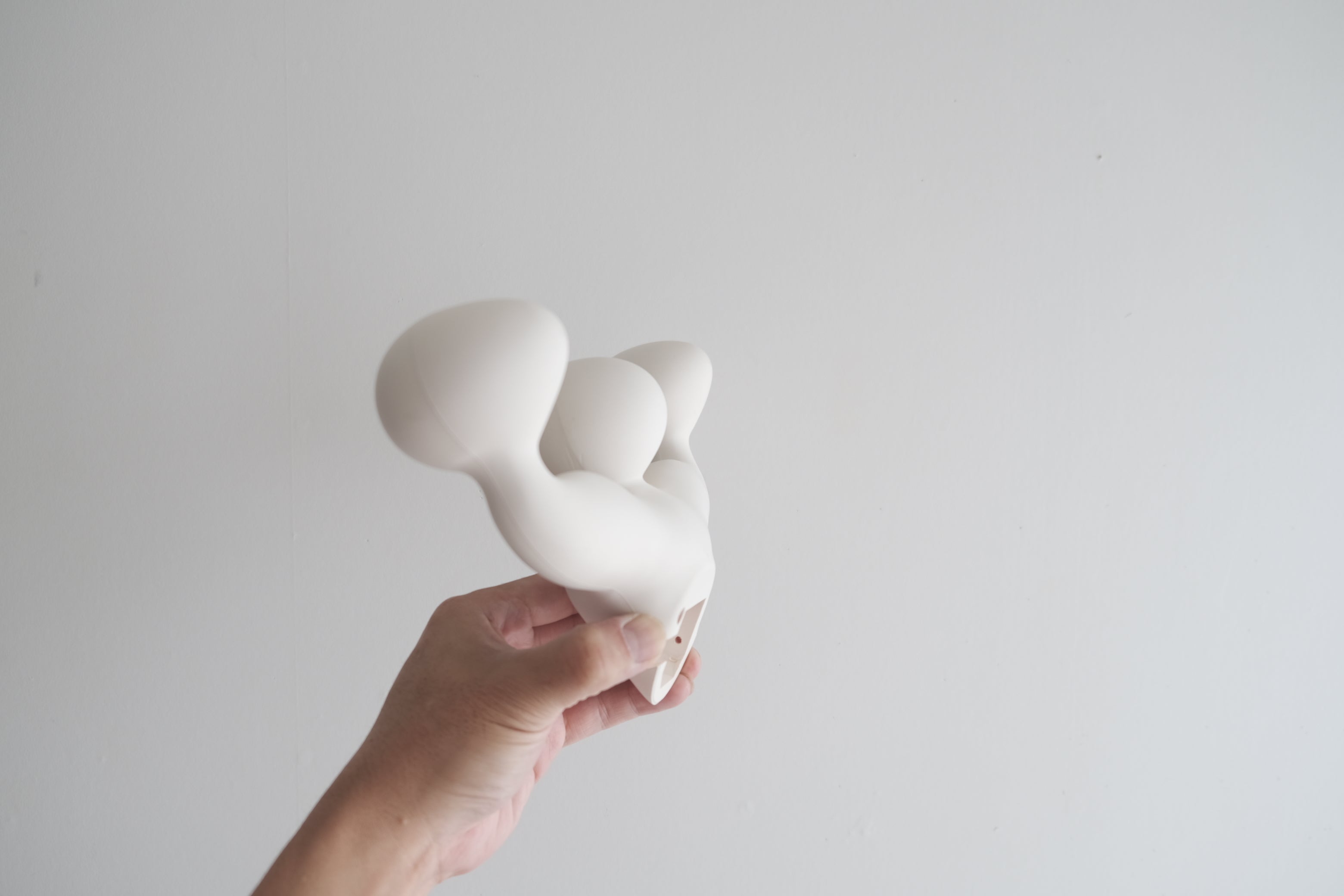 【未使用品】Alessi「F.F.F.」ウォールフック(ホワイト)/クラフトボックス・取付具付属
