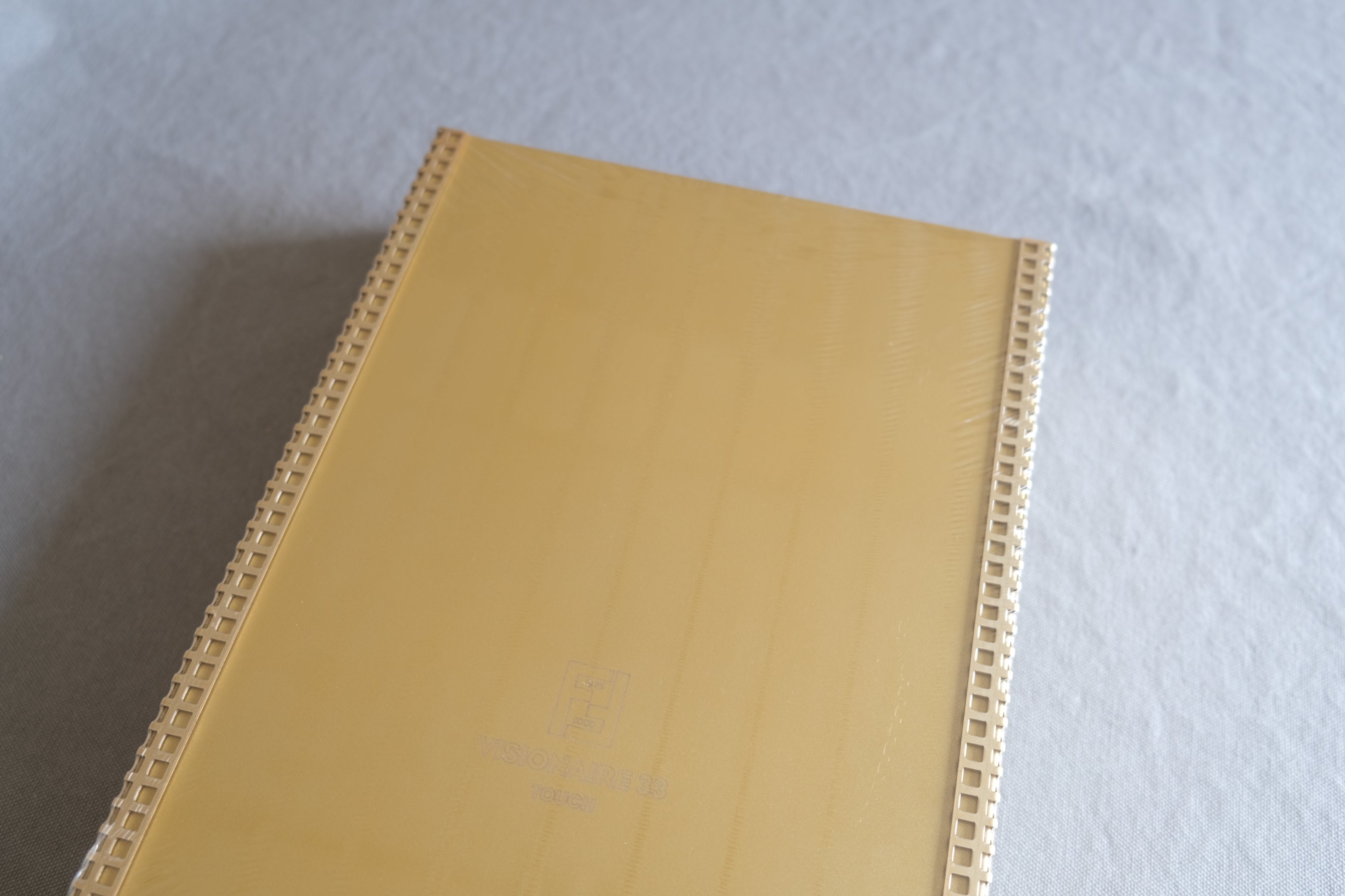 VISIONAIRE 33: Touch Fendi|フェンディ コラボレーション 2001年 限定4400部
