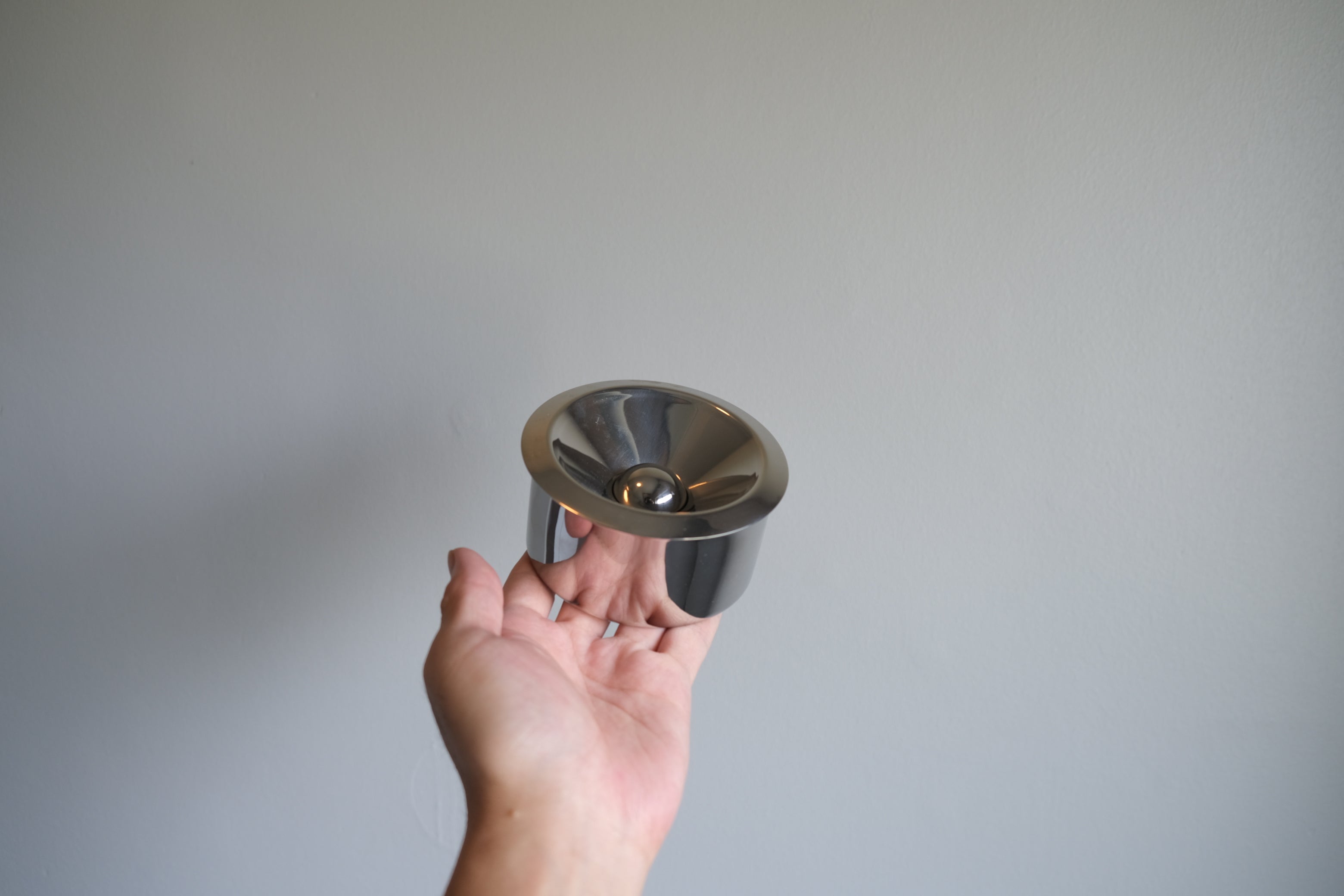マリアンネ・ブラント|ALESSI 90010/I ステンレス製バウハウス灰皿|未使用・デッドストック