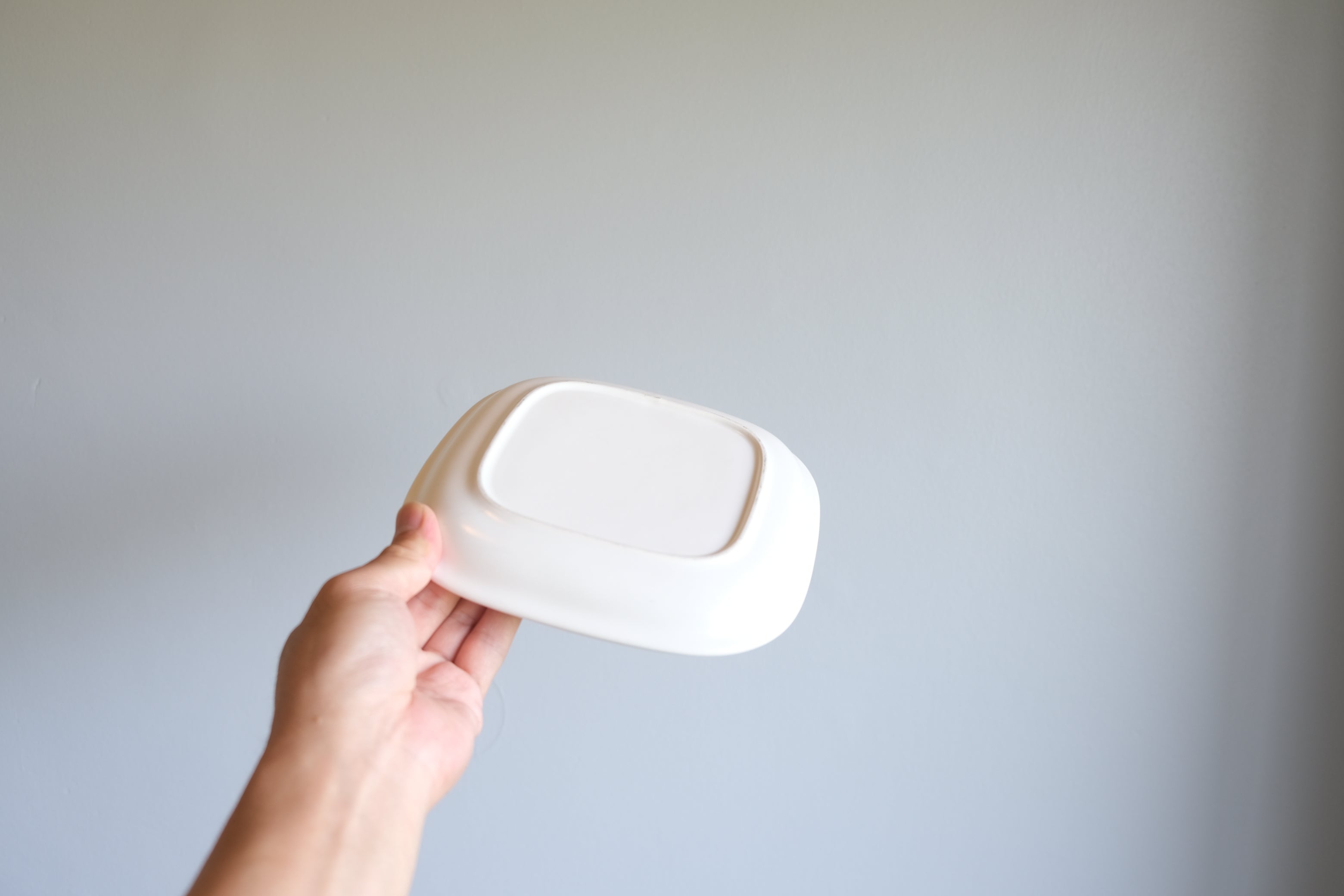 柳宗理 白黒の食器シリーズ プレート Mサイズ セラミック MoMA選定 瀬戸焼 18.5×18.5×3cm