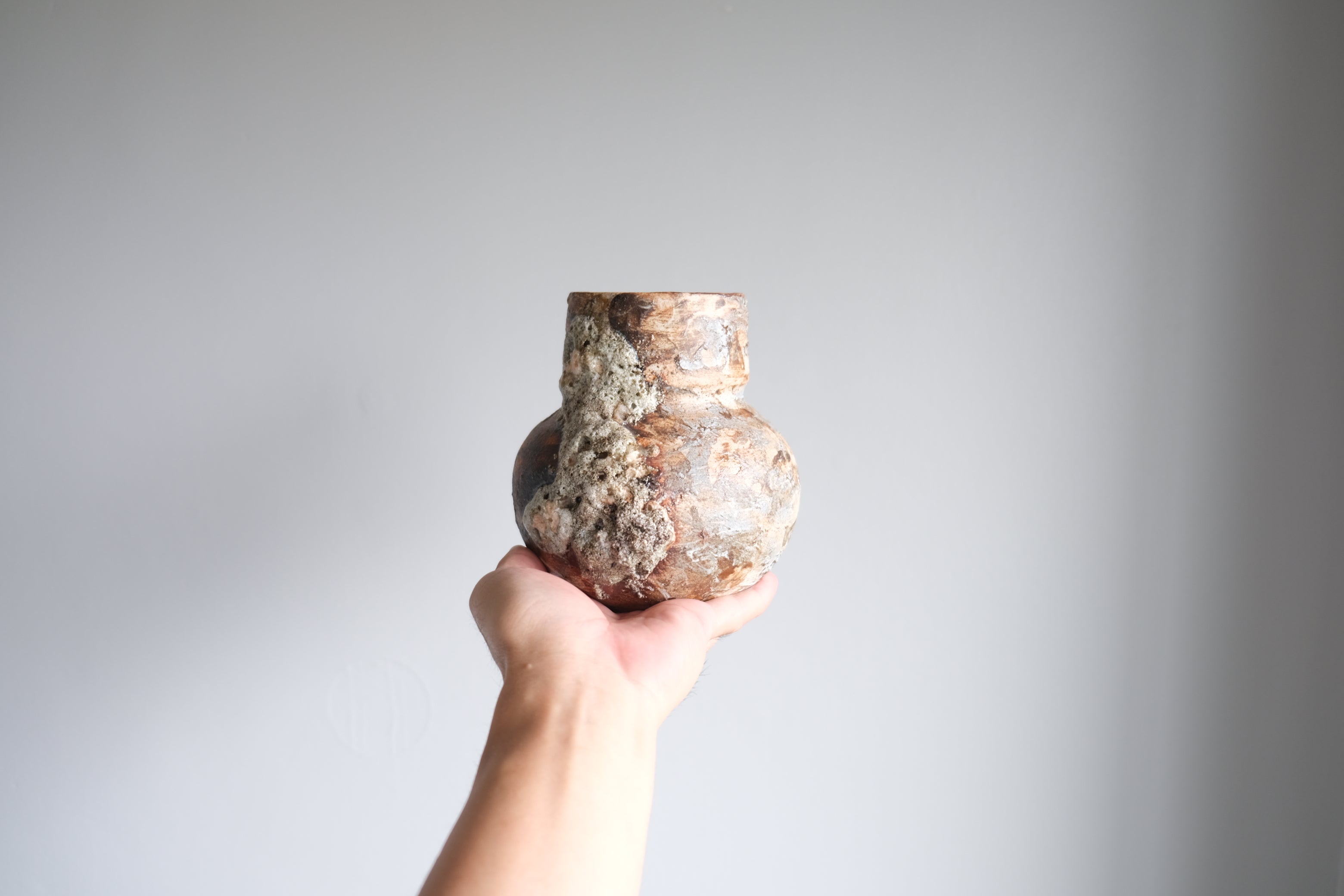 静かな土の旅|Adam Silverman《Untitled 2021》