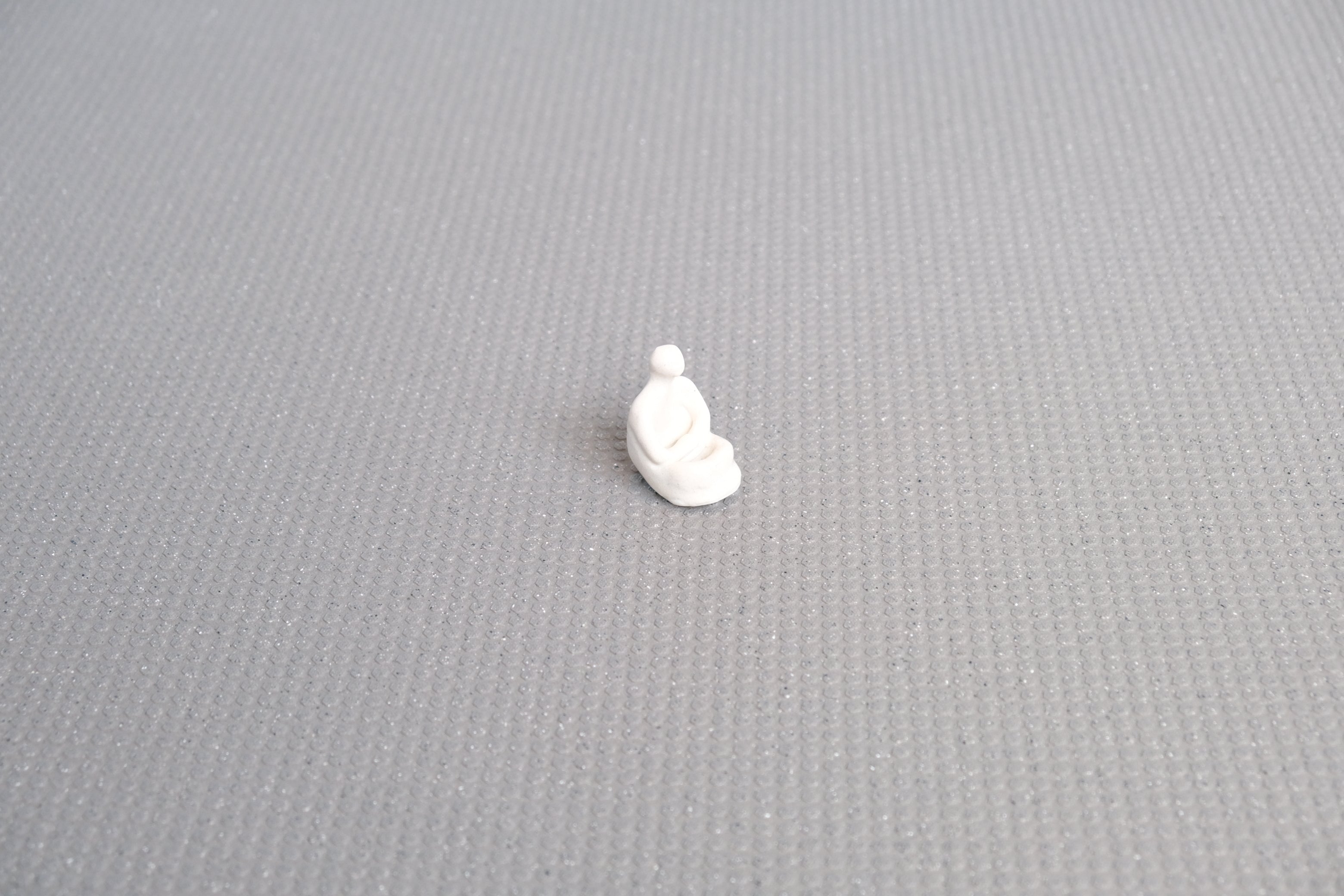 Guido De Zan|ヘンリー・ムーアに通じる 小さな彫刻的陶器【人物像】