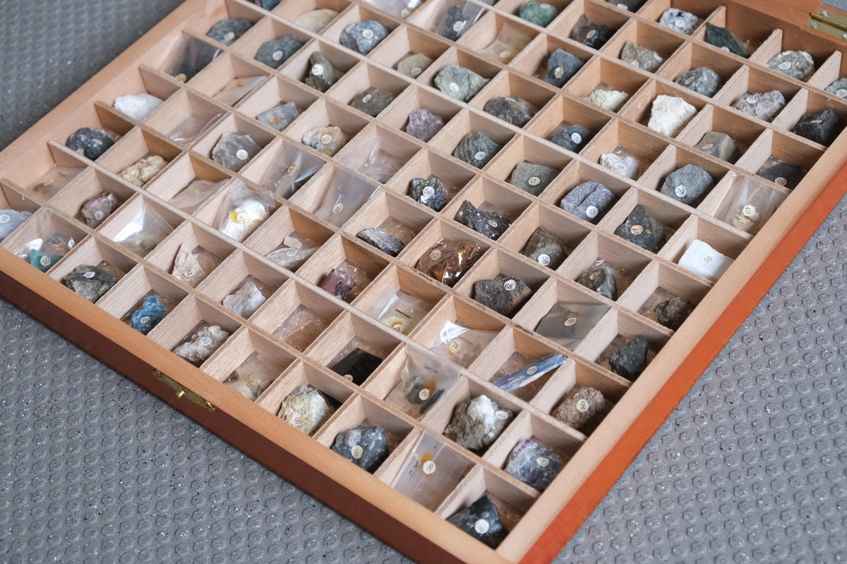 東京サイエンス 岩石・鉱物標本100種|木箱入り 地学教材・鉱物コレクション