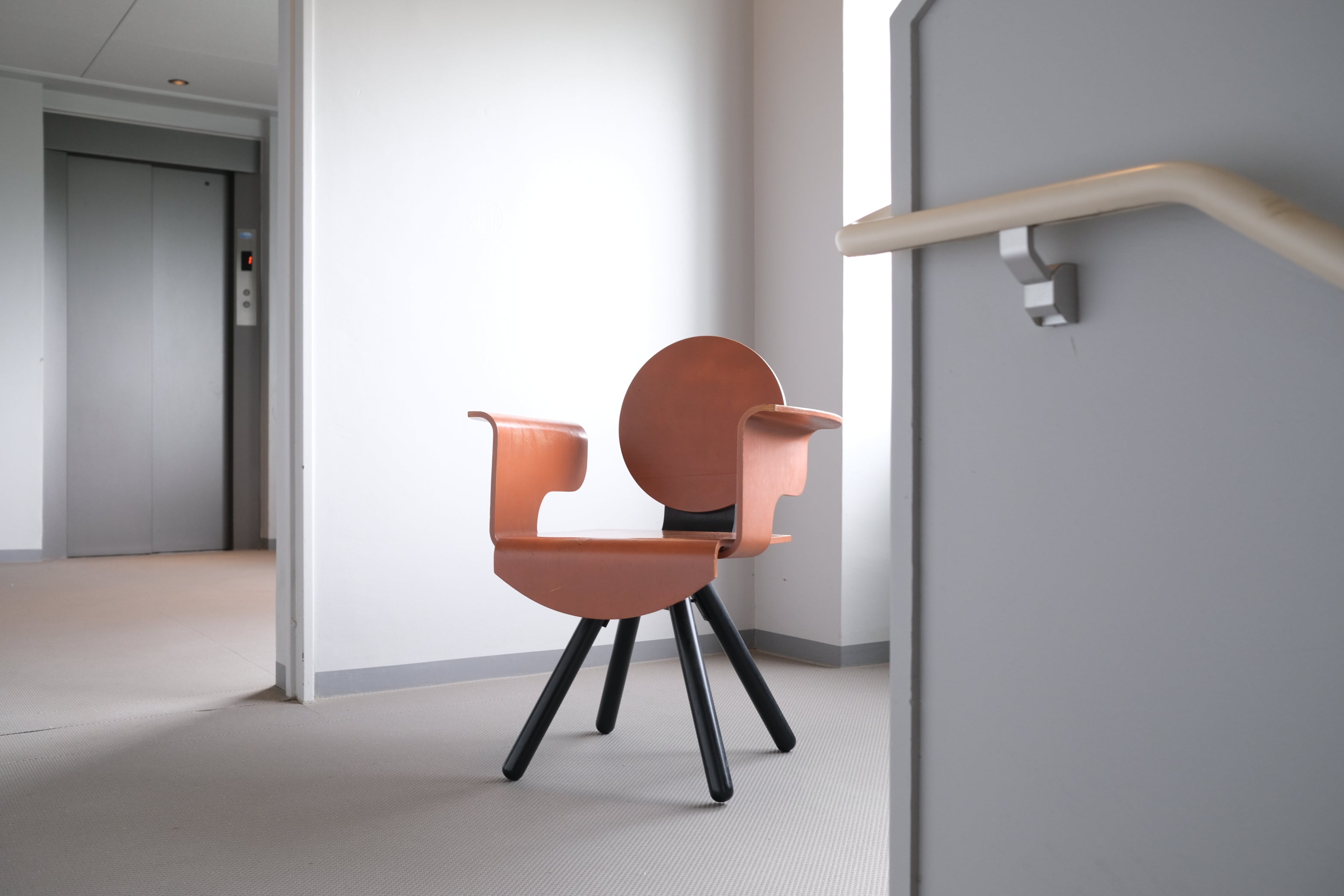 内田繁「8月の椅子」|August Chair(イル・パラッツォ客室使用品)