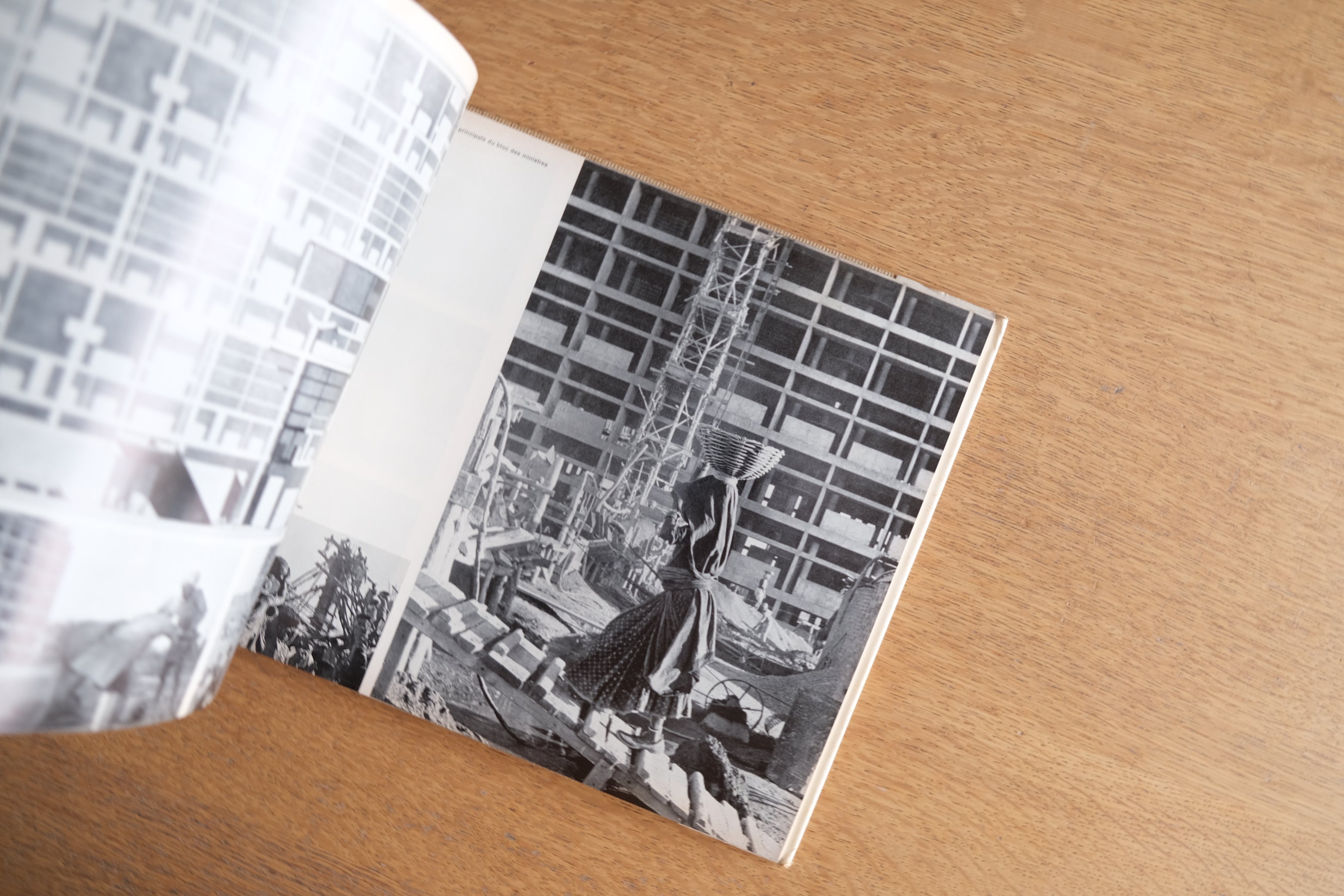 【希少・建築書籍】ル・コルビュジエ全作品集(Le Corbusier Œuvre complète)全8巻セット | 近代建築の巨匠による貴重なアーカイブ