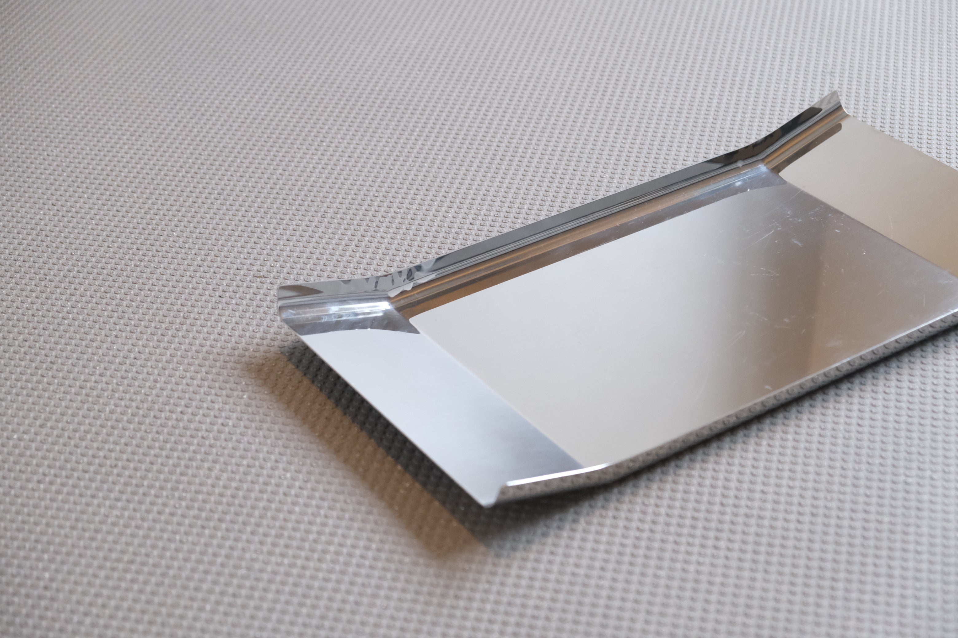 【廃盤・デッドストック】ALESSI エンツォ・マリ ARRAN トレイ|Enzo Mari センターピース 3045B