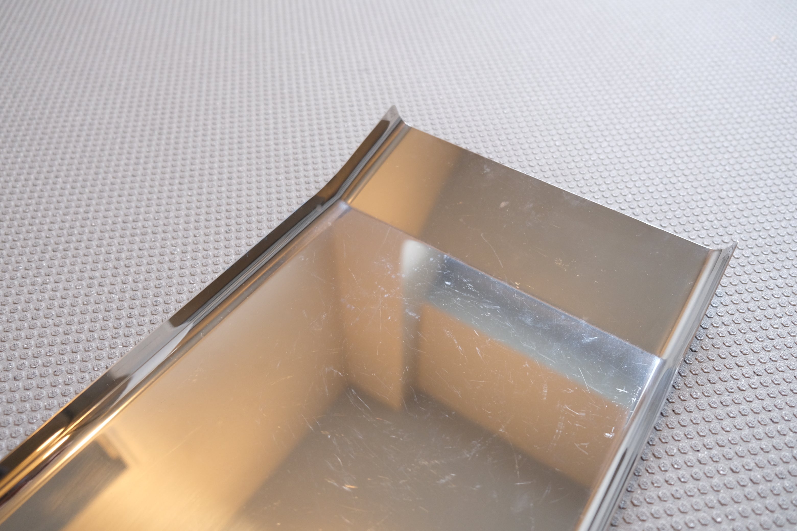 【廃盤・デッドストック】ALESSI エンツォ・マリ ARRAN トレイ|Enzo Mari センターピース 3045B