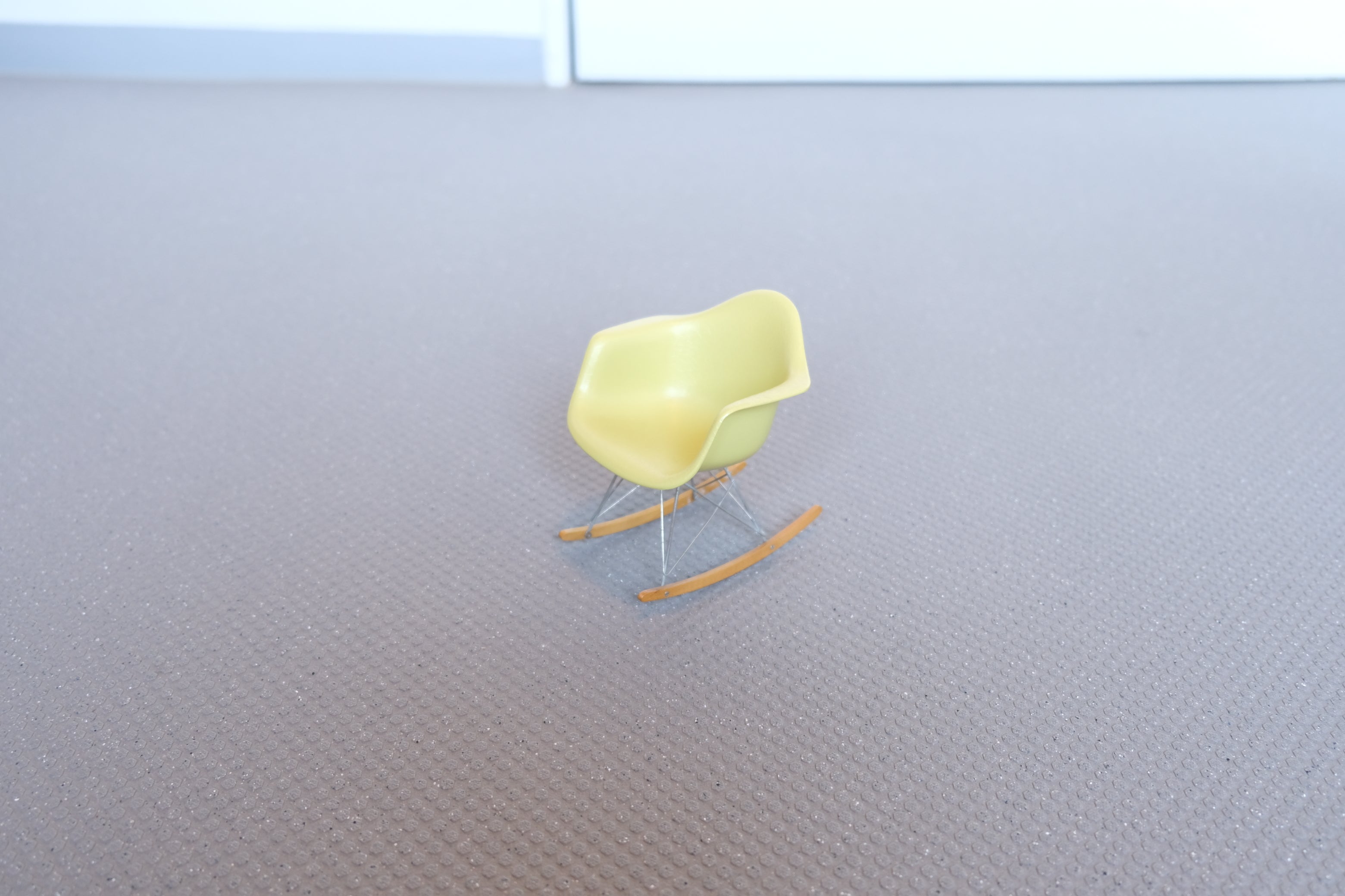 【1/6スケール】イームズ RAR ロッキングチェア ミニチュア|Vitra製|ライムグリーン