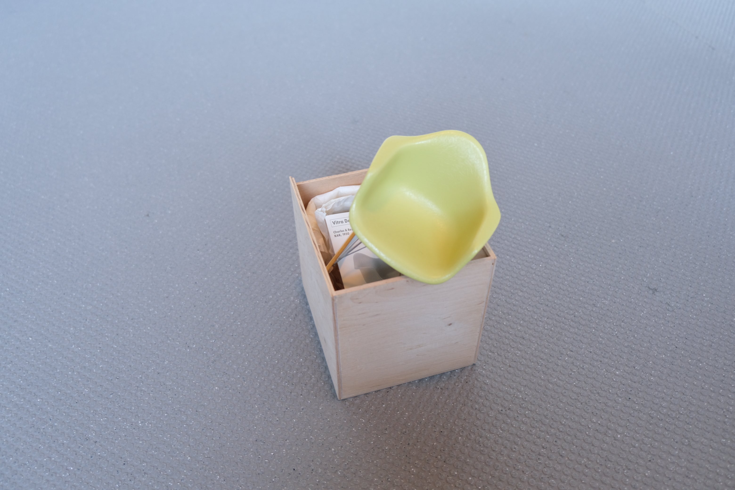 【1/6スケール】イームズ RAR ロッキングチェア ミニチュア|Vitra製|ライムグリーン