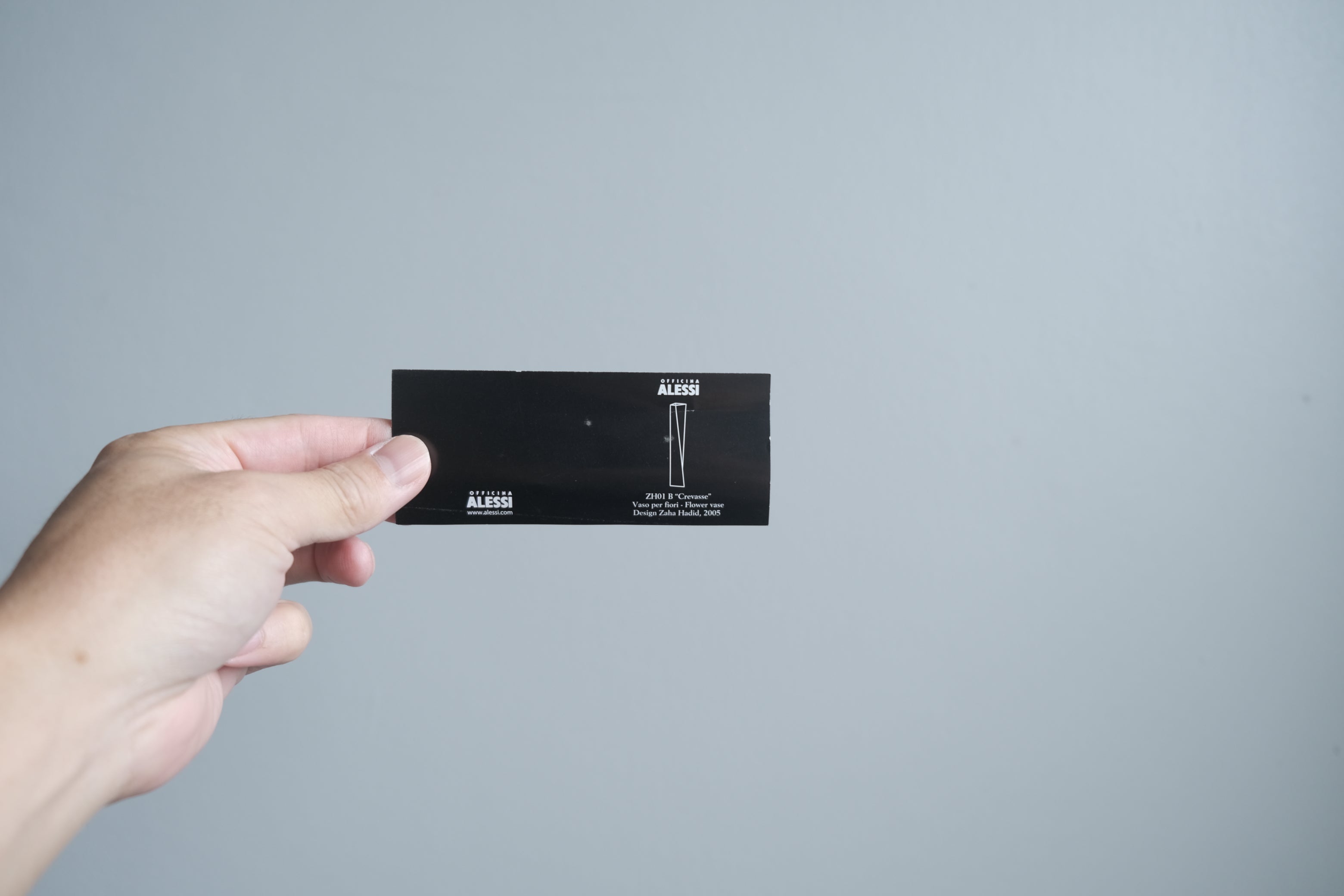 【限定品|ALESSI】ザハ・ハディッド フラワーベース “CREVASSE” ブラック エディション999