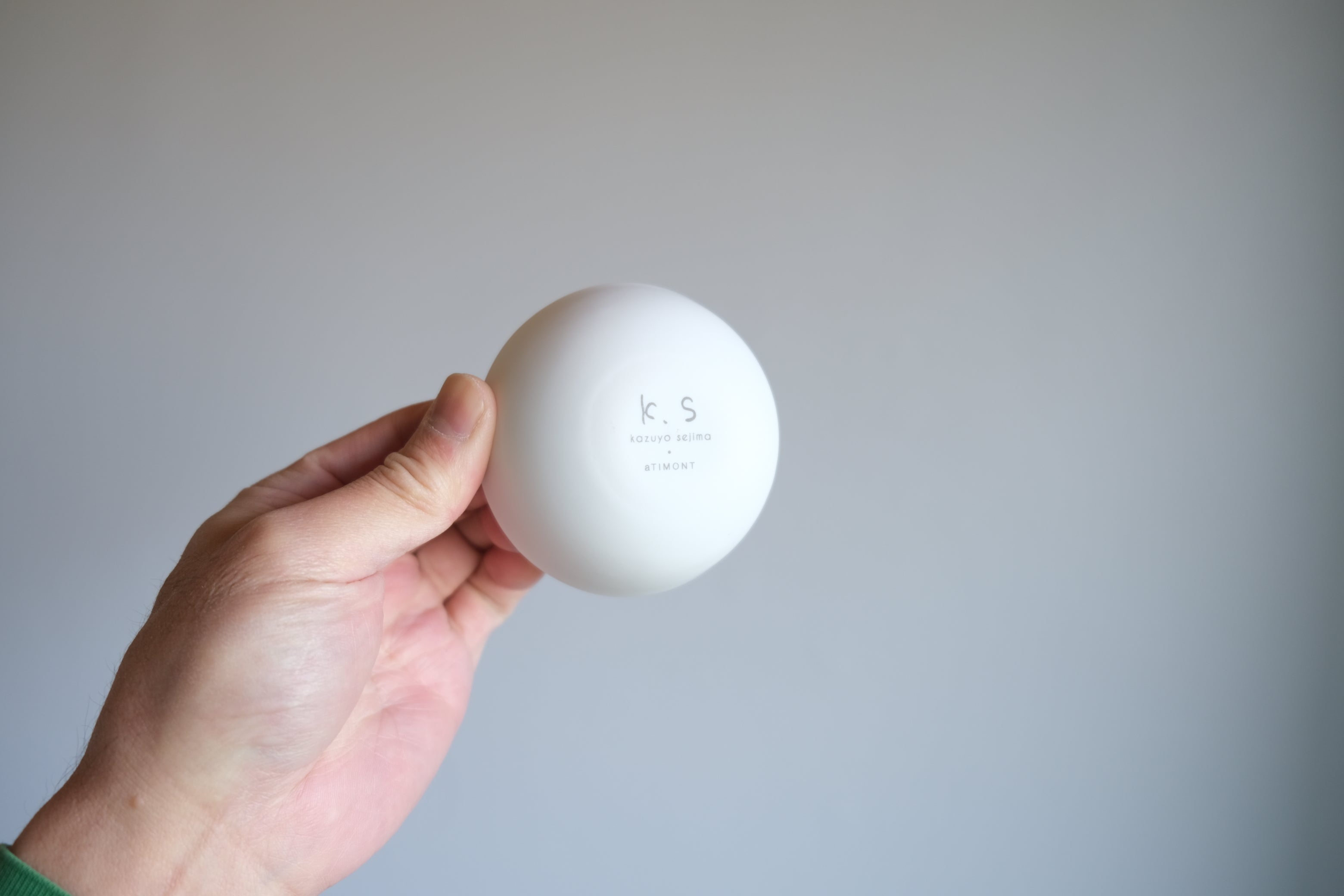 静けさを手に取る|妹島和世 カップ&ソーサー “Pyonko”