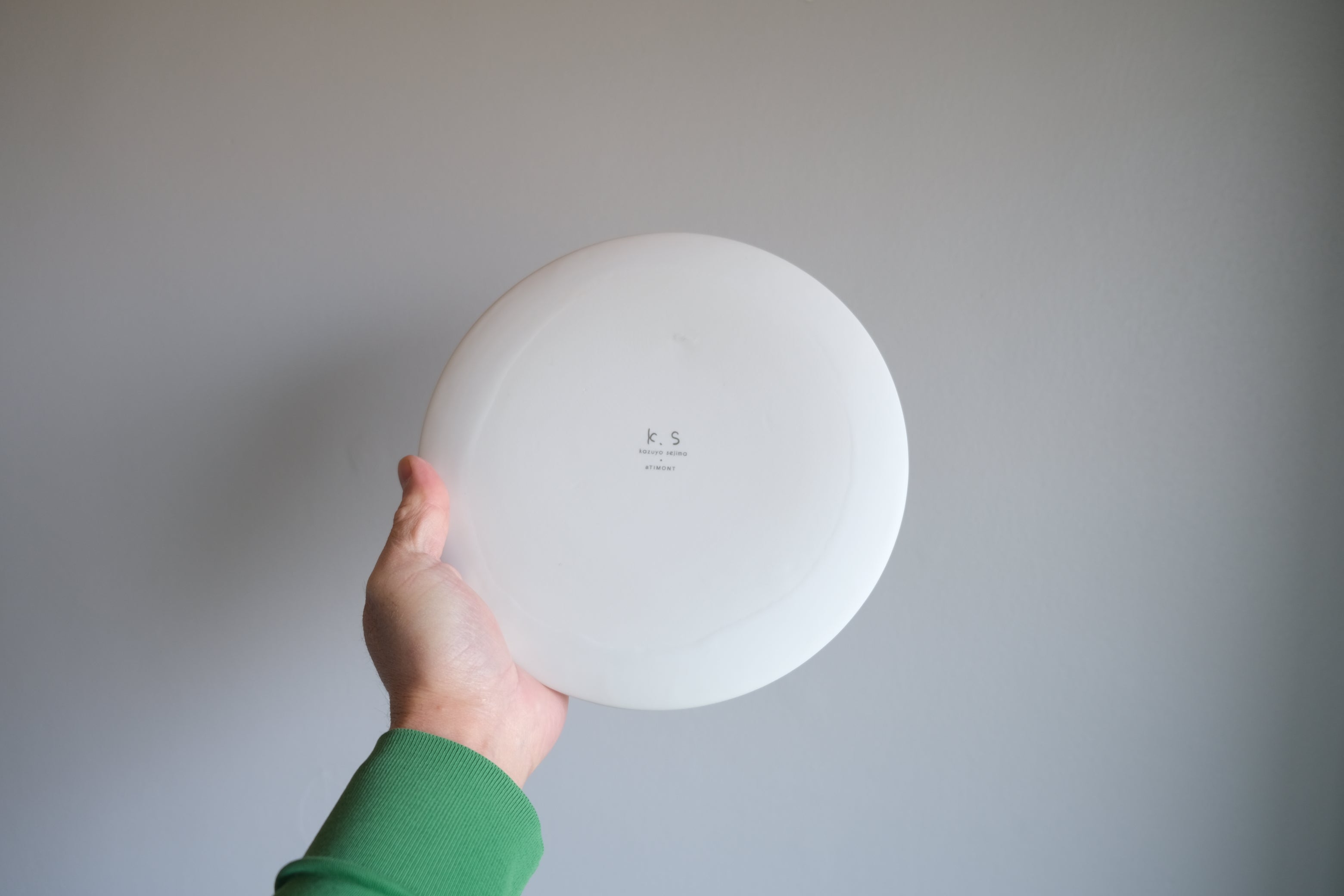 静けさを手に取る|妹島和世 カップ&ソーサー “Pyonko”