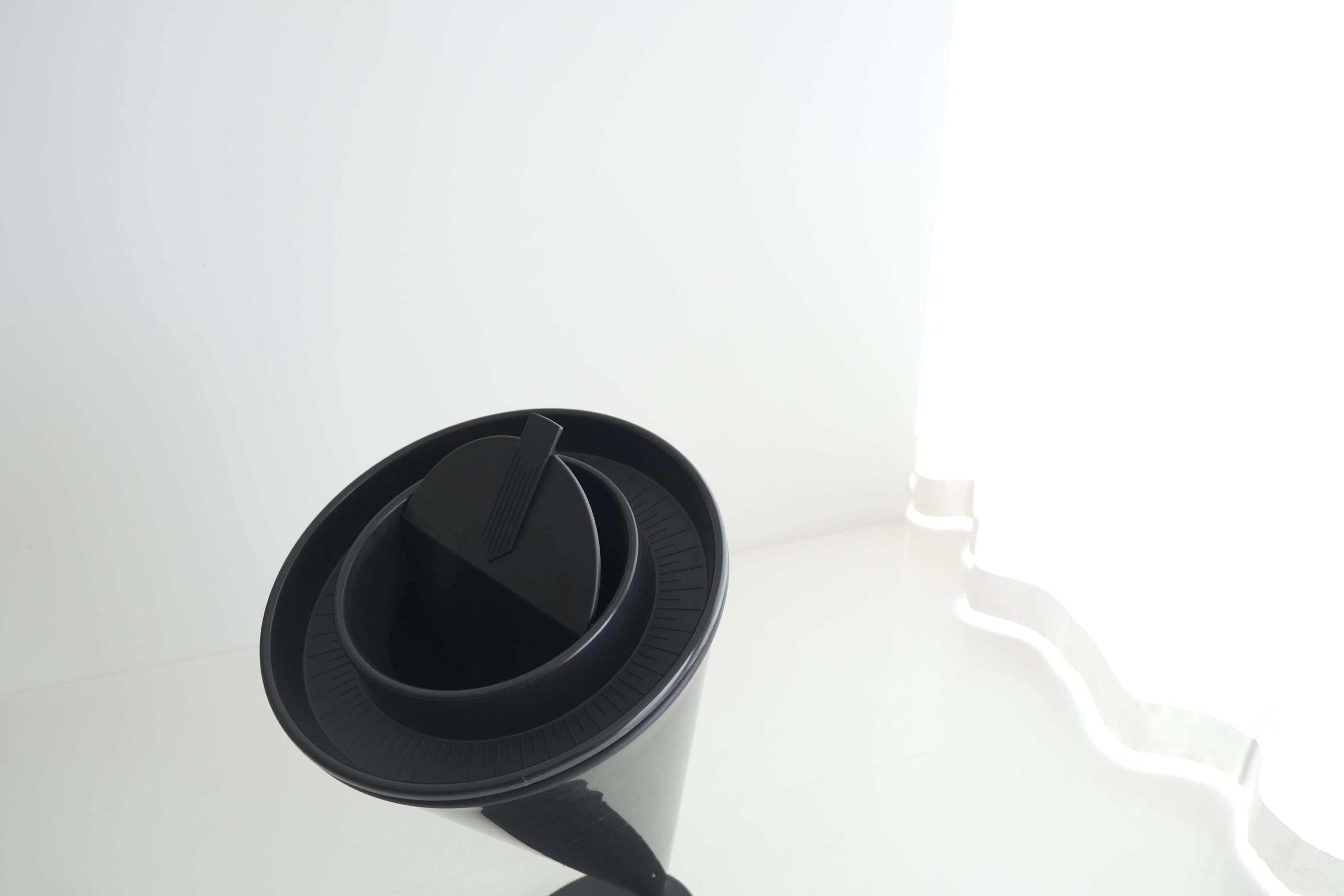 KARTELL Waste Bin “Lot 380”(傘立て兼用・フタ2種セット)|アンジェロ・コルテージ & セルジオ・キアッパカット(1989年頃)