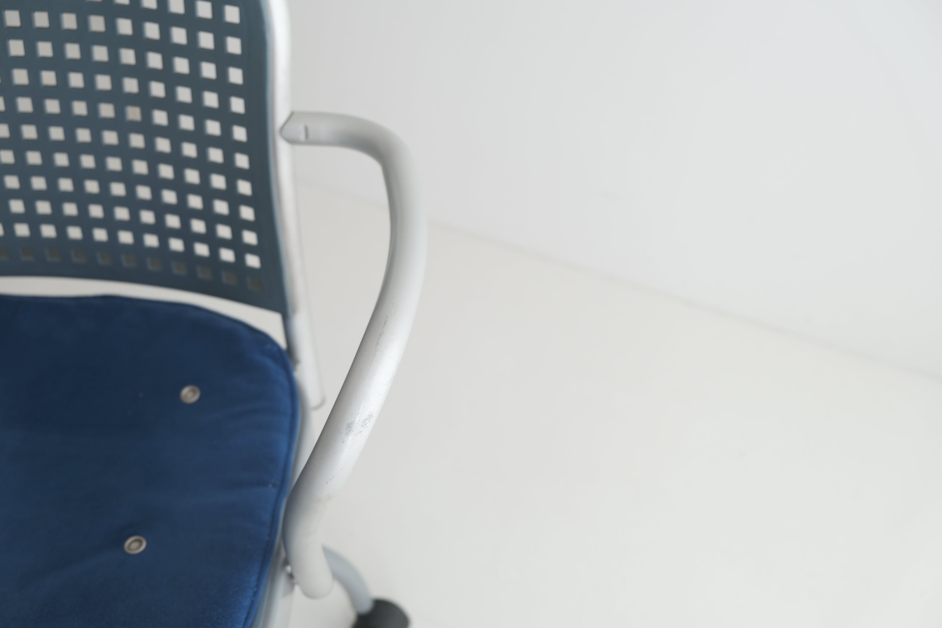VICO MAGISTRETTI SWIVEL CHAIR No.2|ヴィコ・マジストレッティ 回転チェア(De Padova)