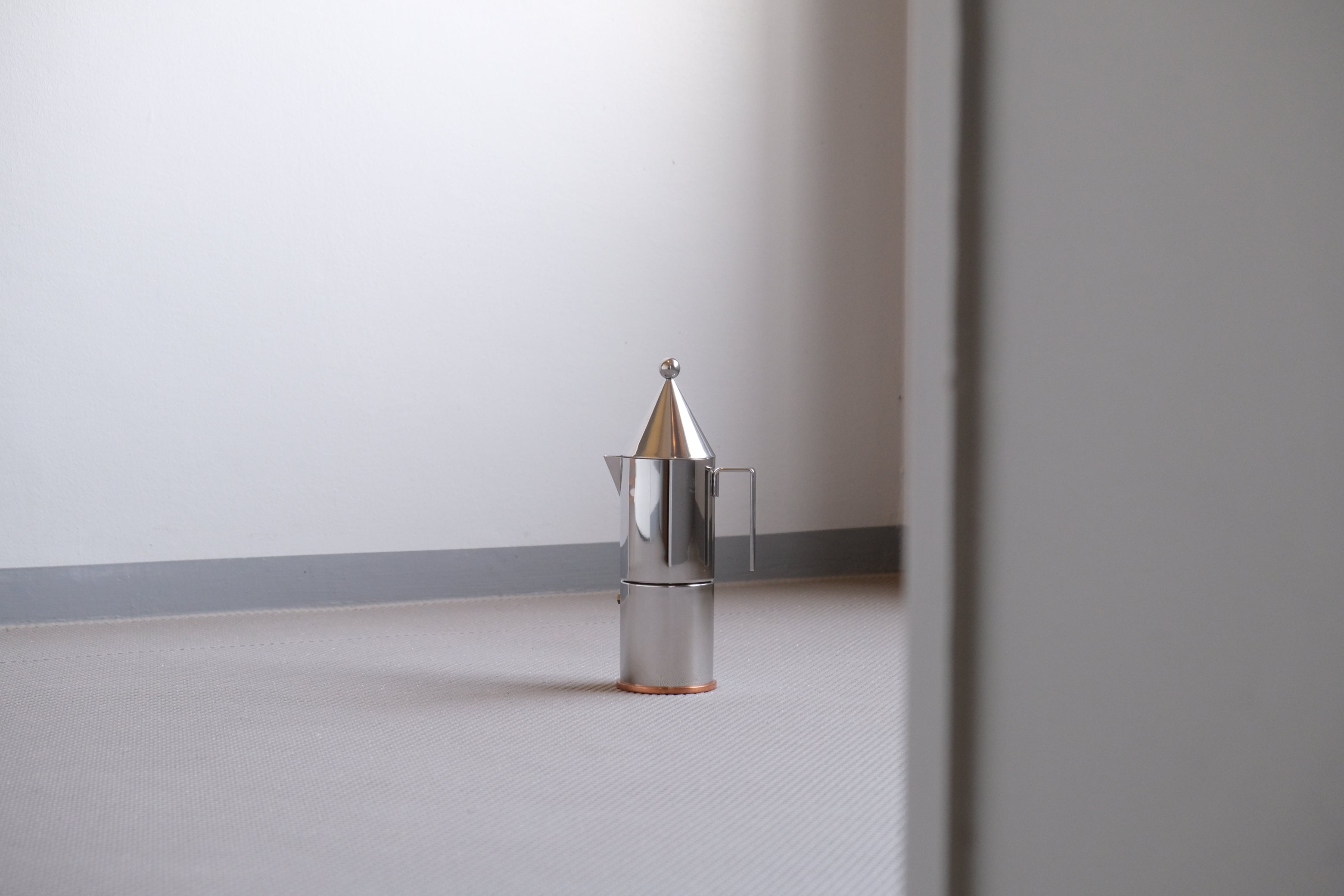 【箱無し・未使用品】Alessi アレッシィ Aldo Rossi アルド・ロッシ La Conica ラ・コニカ コーヒーメーカー 6カップ用 90002/6
