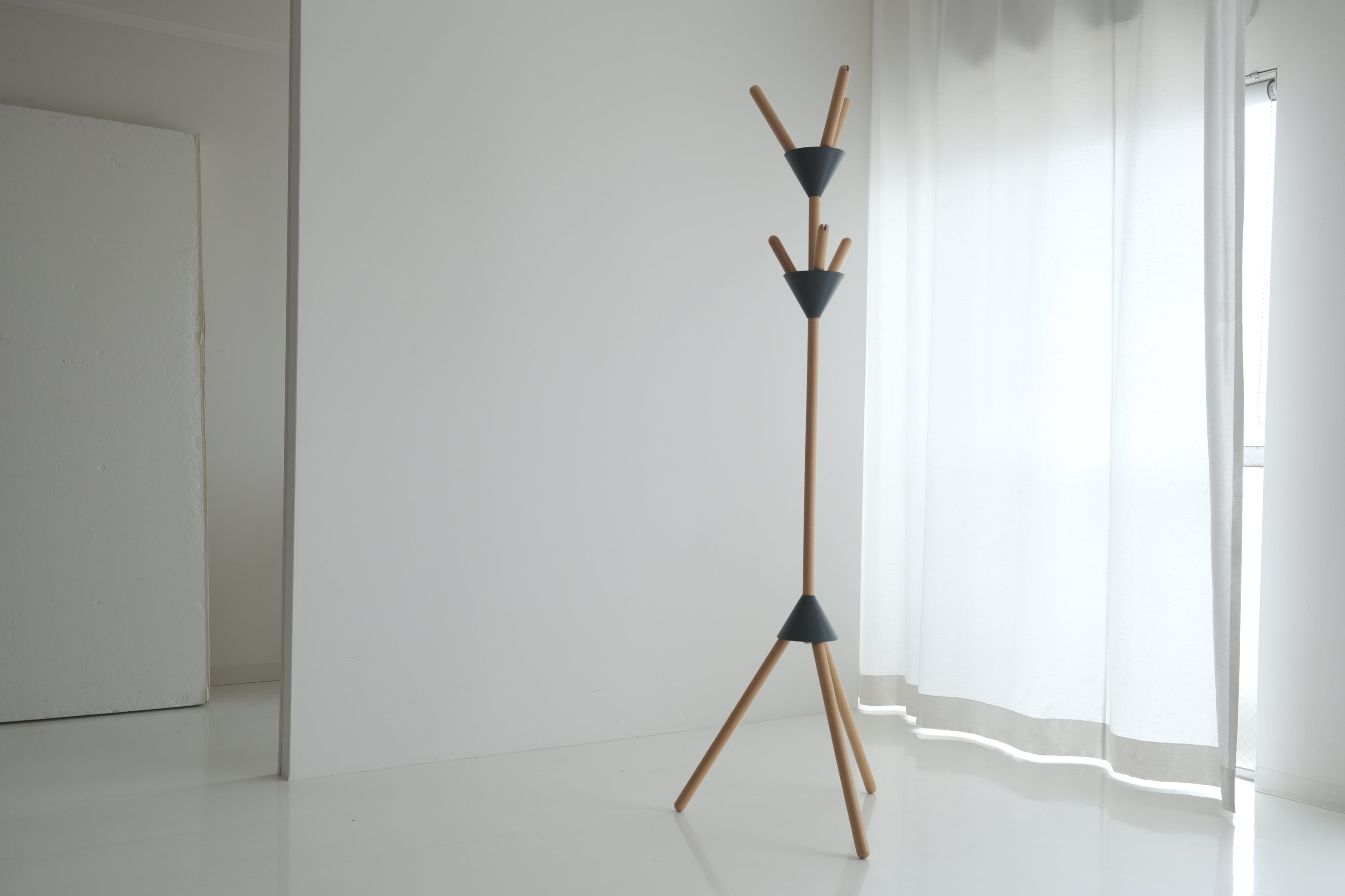 PIERROT Coat Stand(Black)|ピエロ コートスタンド〈ブラック〉(Alessi / Pauline Deltour)