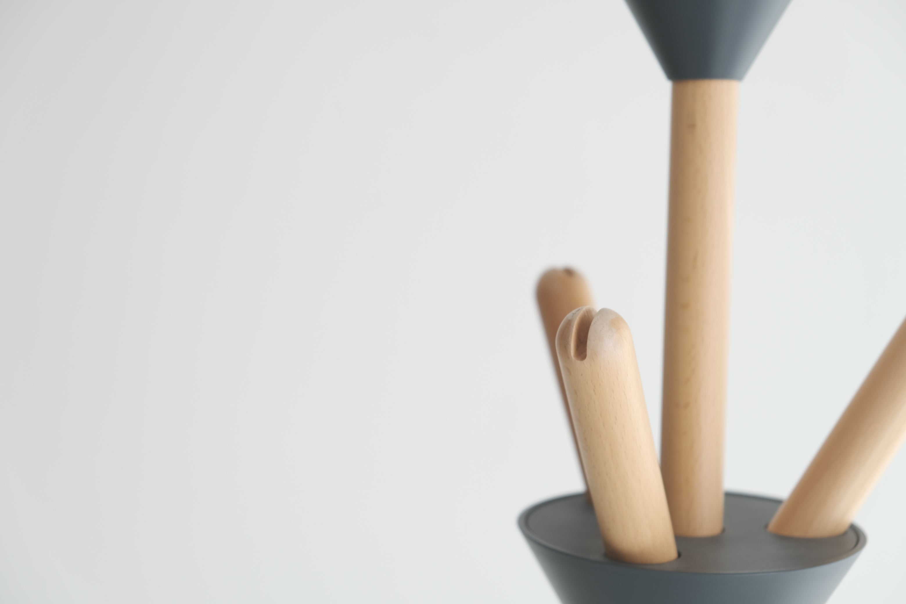 PIERROT Coat Stand(Black)|ピエロ コートスタンド〈ブラック〉(Alessi / Pauline Deltour)