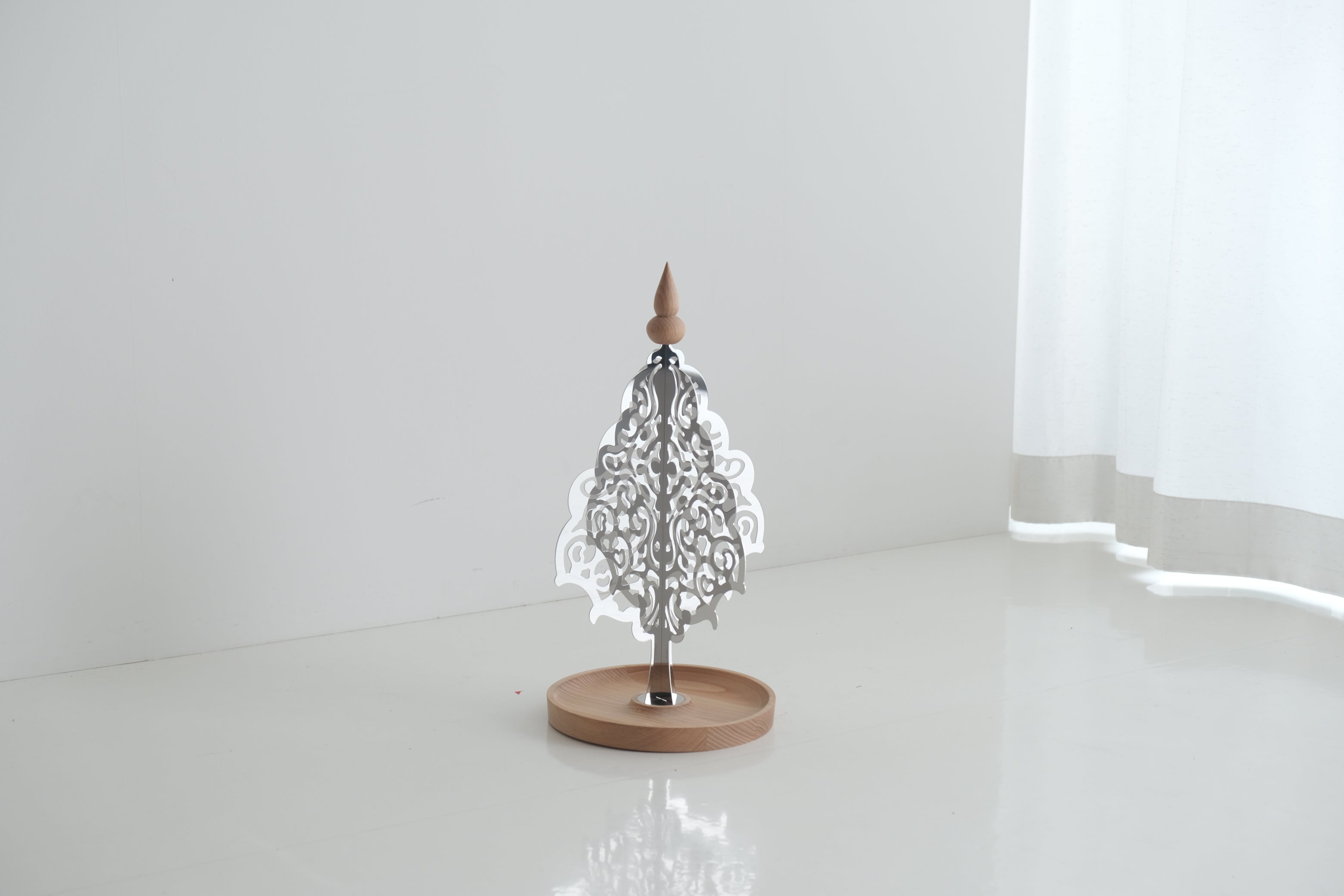 ALESSI “Dressed” Centerpiece|アレッシィ ドレスト センターピース(カットワーク)