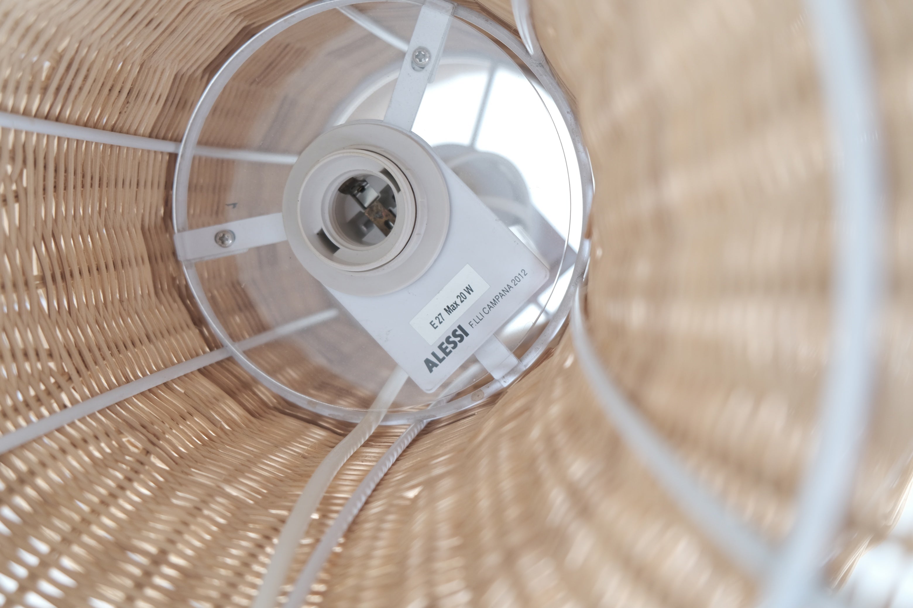 Amanita FC23 ラタンフロアランプ|カンパーナ兄弟 × Alessi