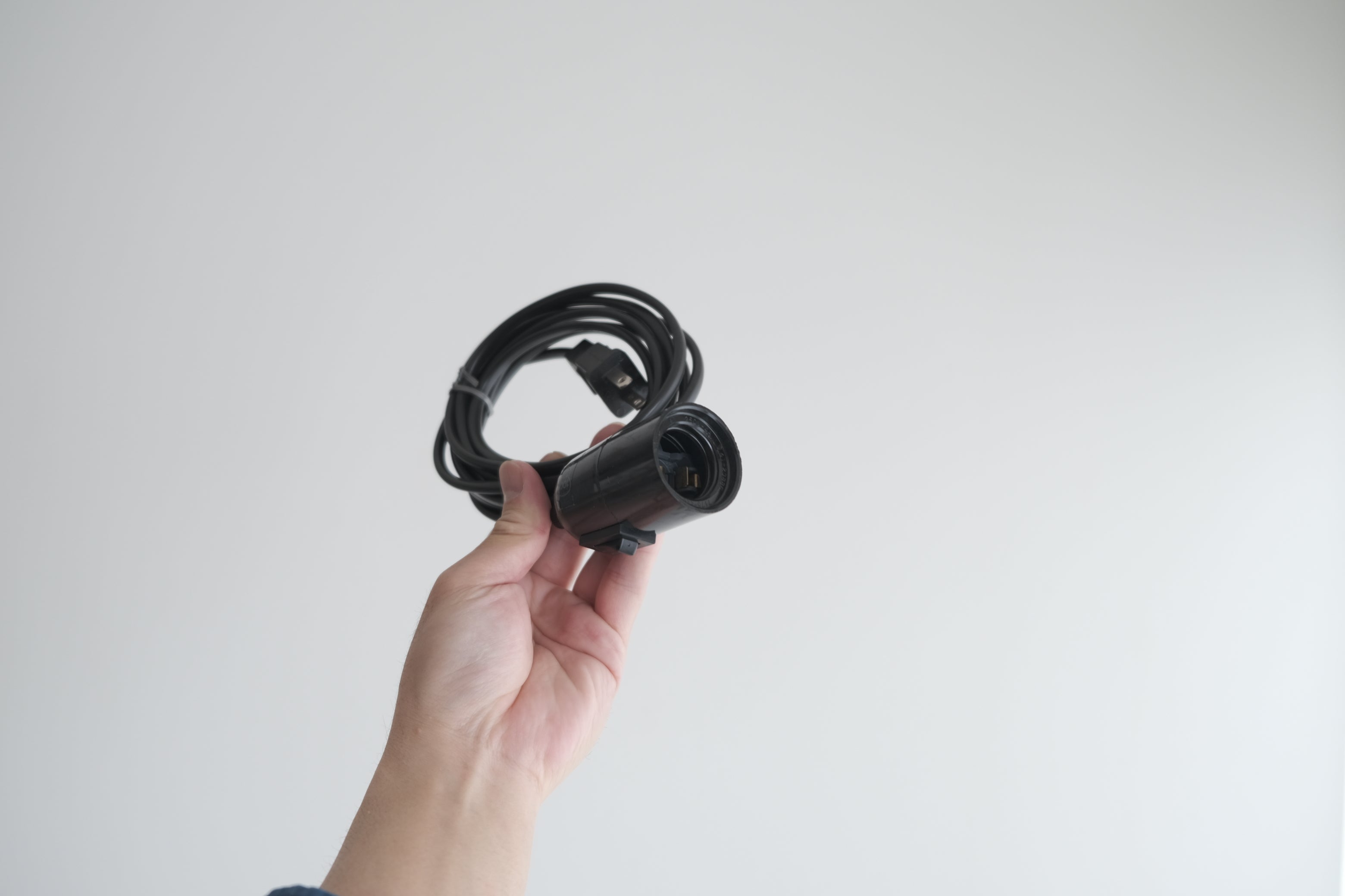 FLOS Parentesi|静止と緊張が交差する、建築的照明の名作【未使用・箱あり】