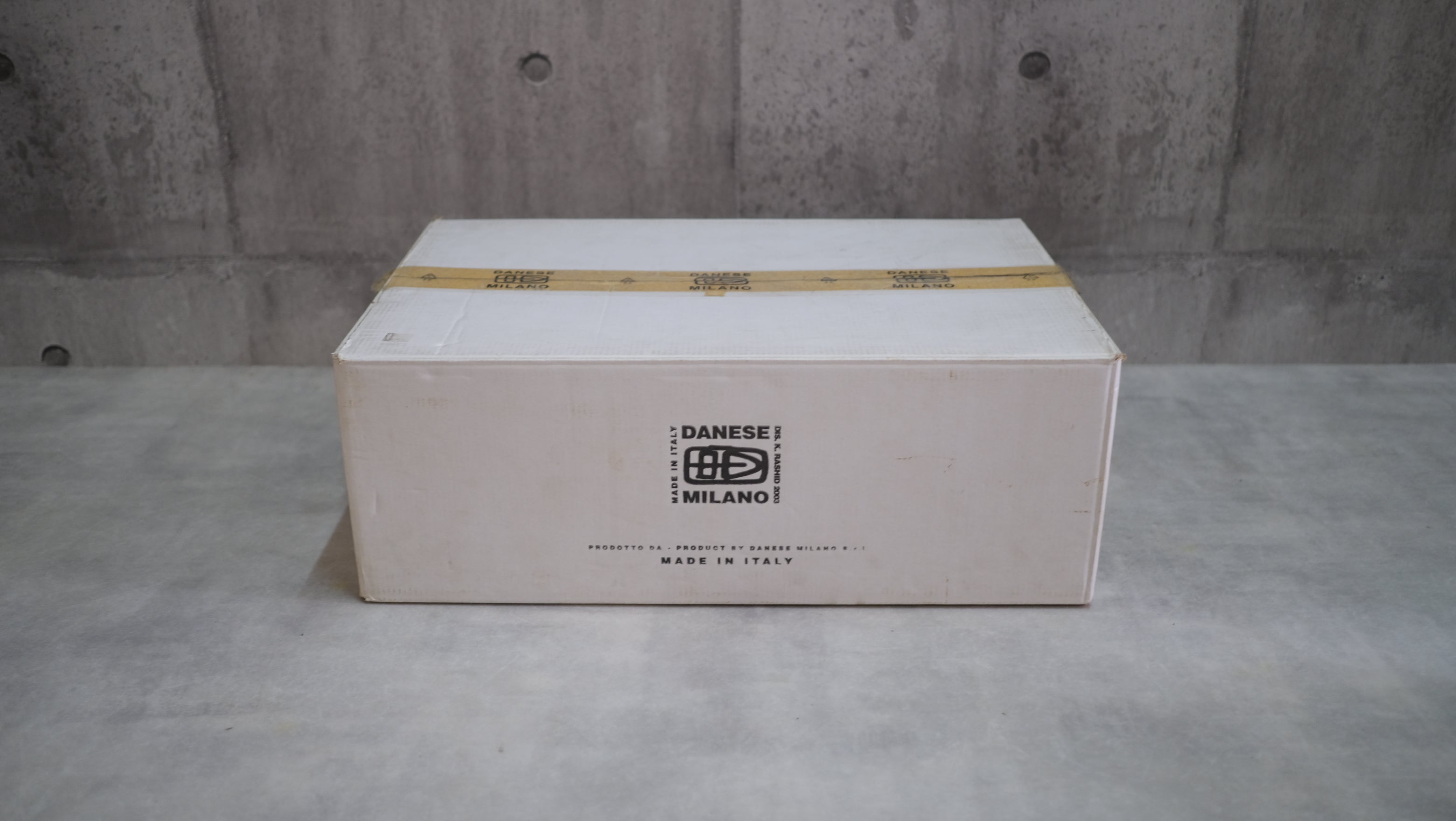 テーブルに、余白という美学を|DANESE ホワイト磁器セット(未使用)