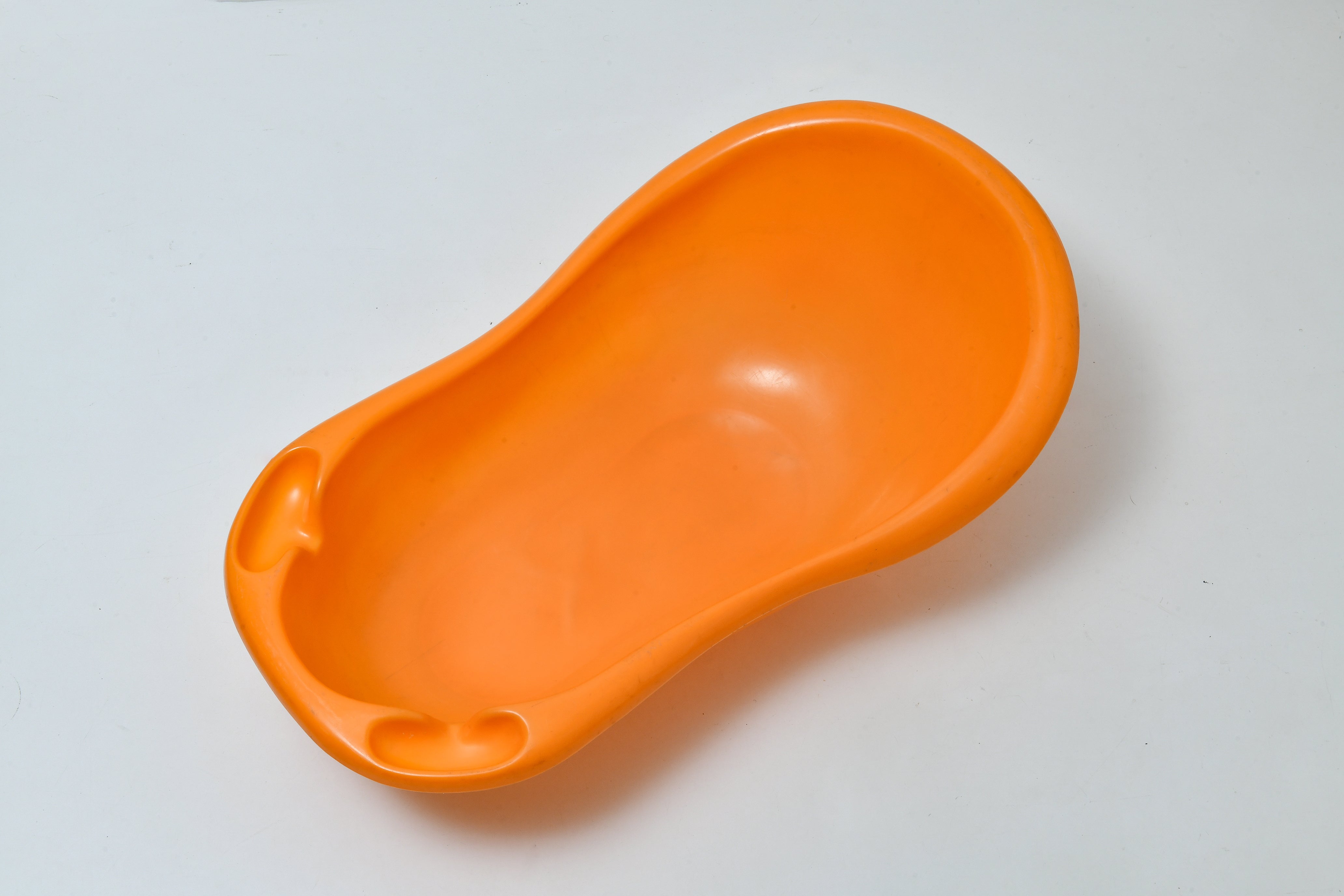 【希少・美品】ルイジ・コラーニ SULO ベビーバス|有機的フォルムが美しいヴィンテージデザイン